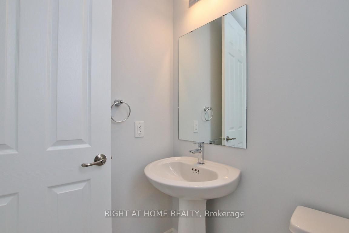 205 Yearling Circle, Stittsville-Goulbourn 4