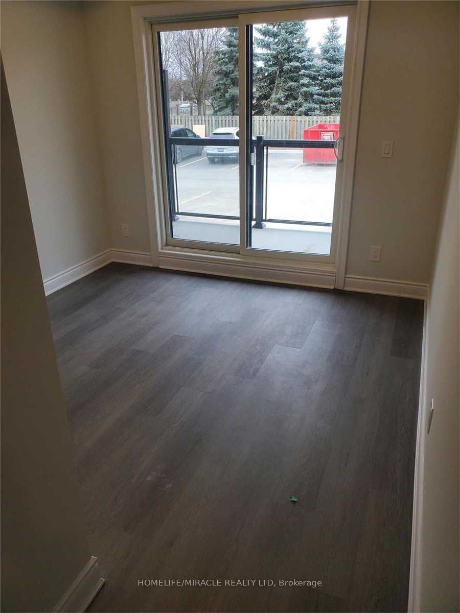 Unit 103 - 721 franklin Boulevard, Cambridge 3