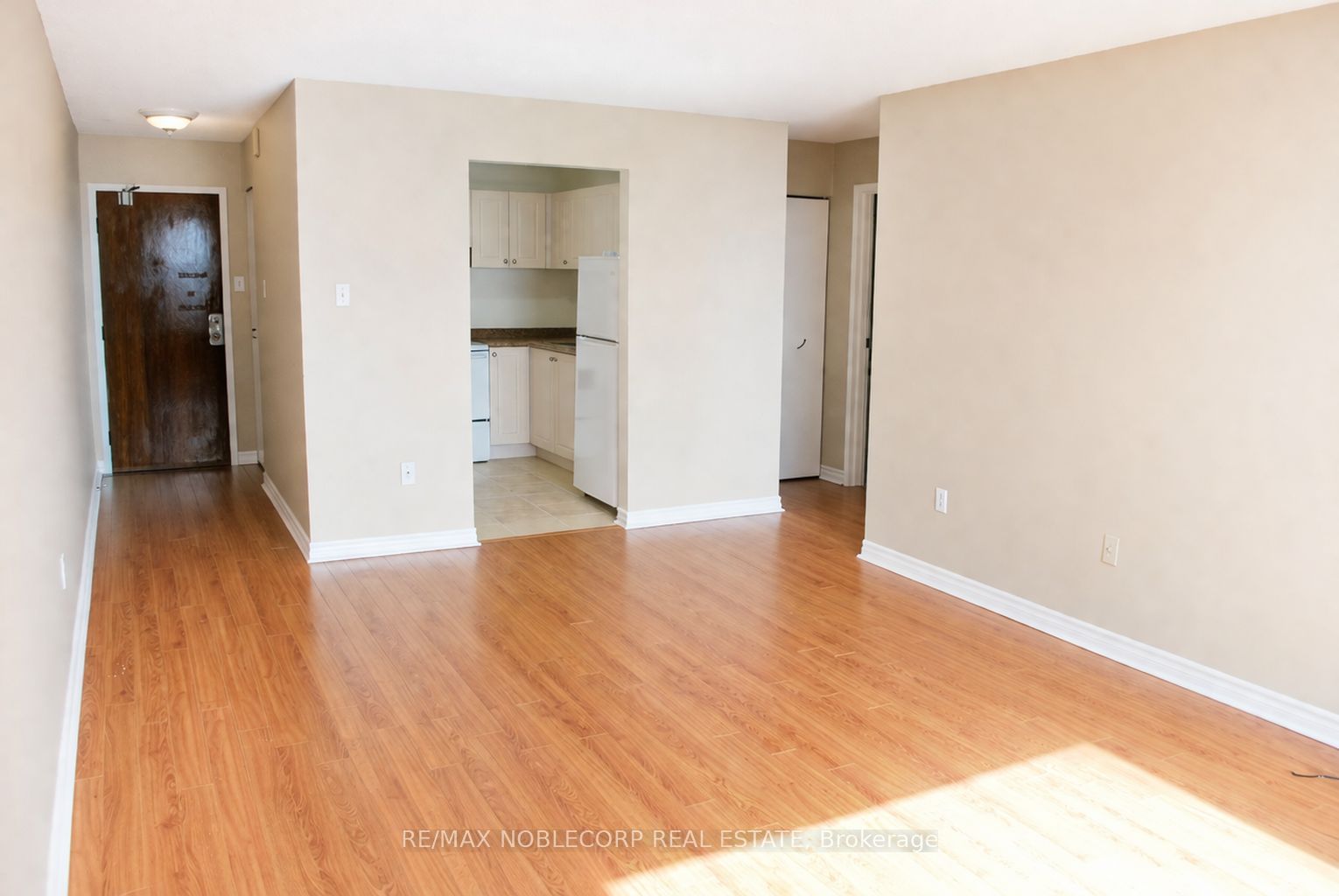 Unit 901 - 64 Benton Street, Kitchener 2