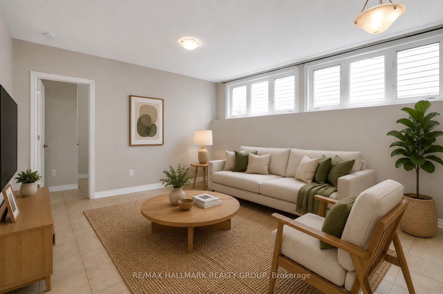 Unit A - 1170 South Russell Road, Russell 4