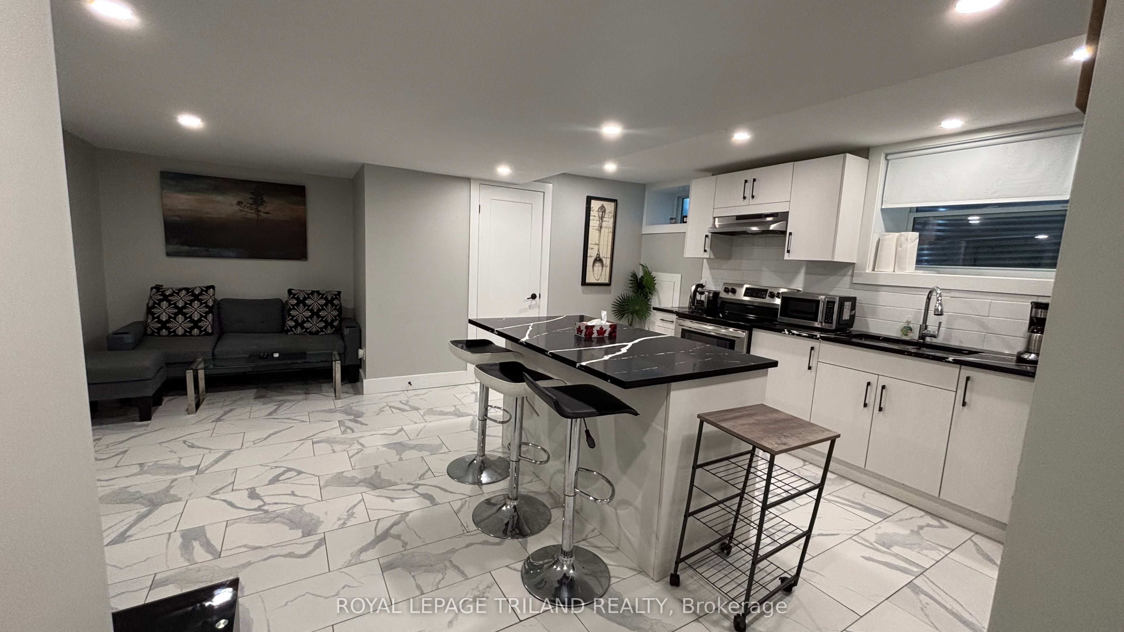 Unit 4 - 325 George Street, Central Elgin 2