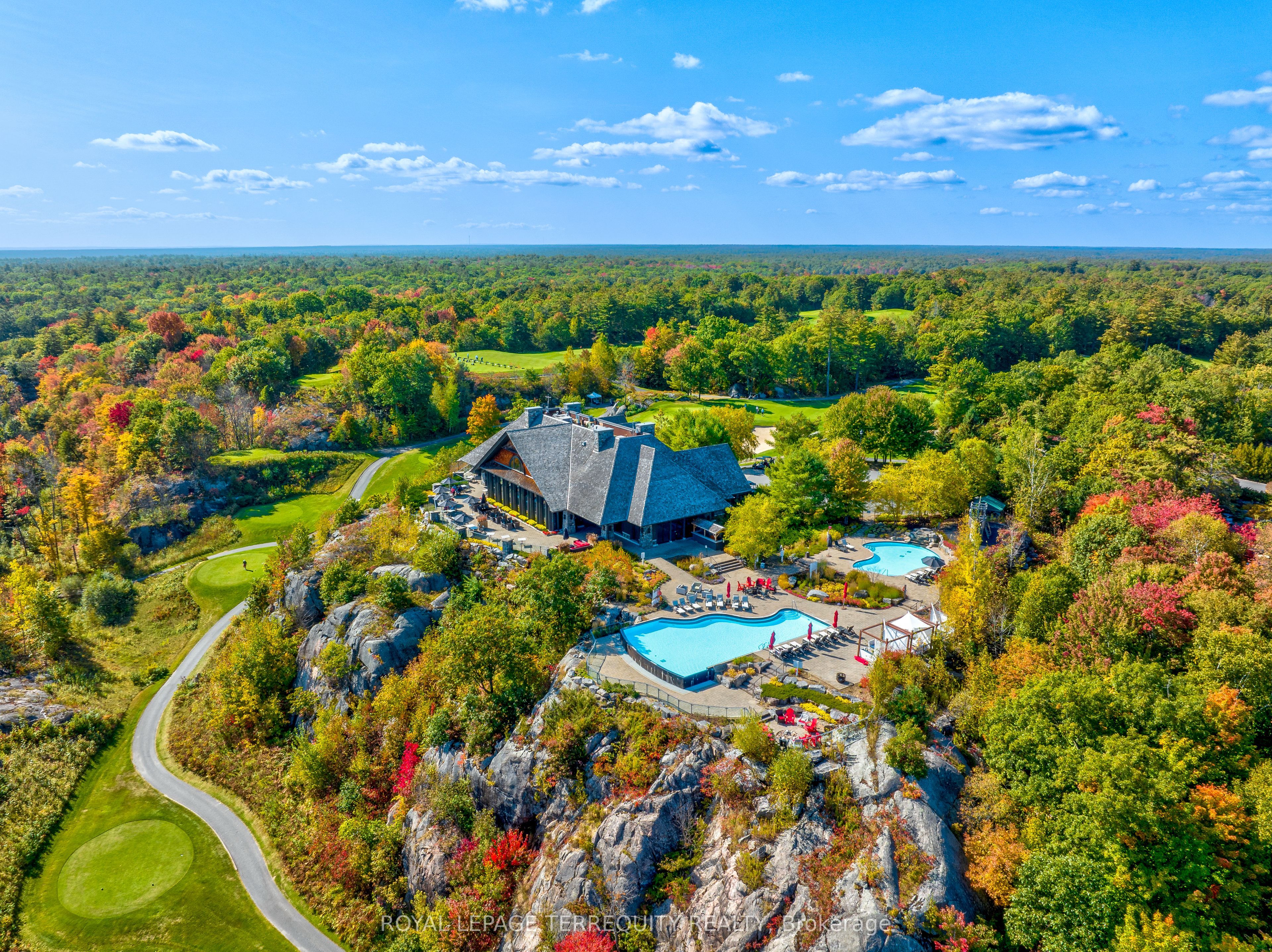 Unit 518 - 100 Carrick Trail, Gravenhurst 2