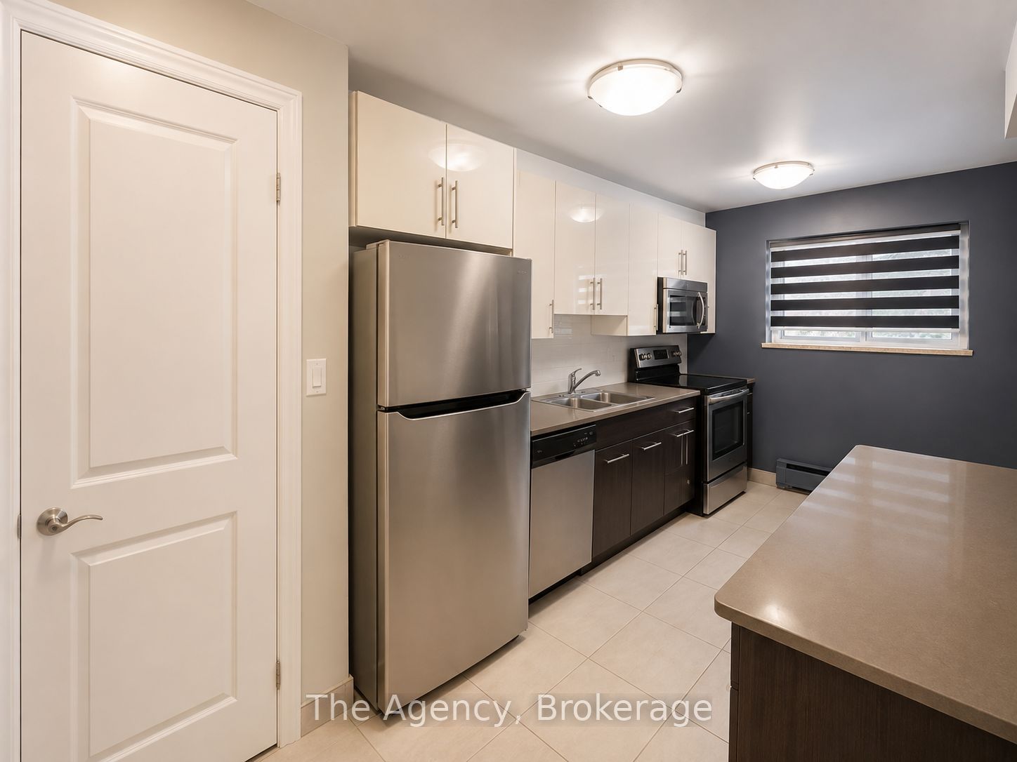Unit 105 - 99 Church Street, St. Catharines 3