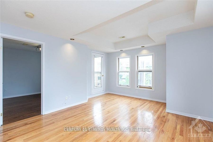 Unit 11 - 450 Maclaren Street, Ottawa 2