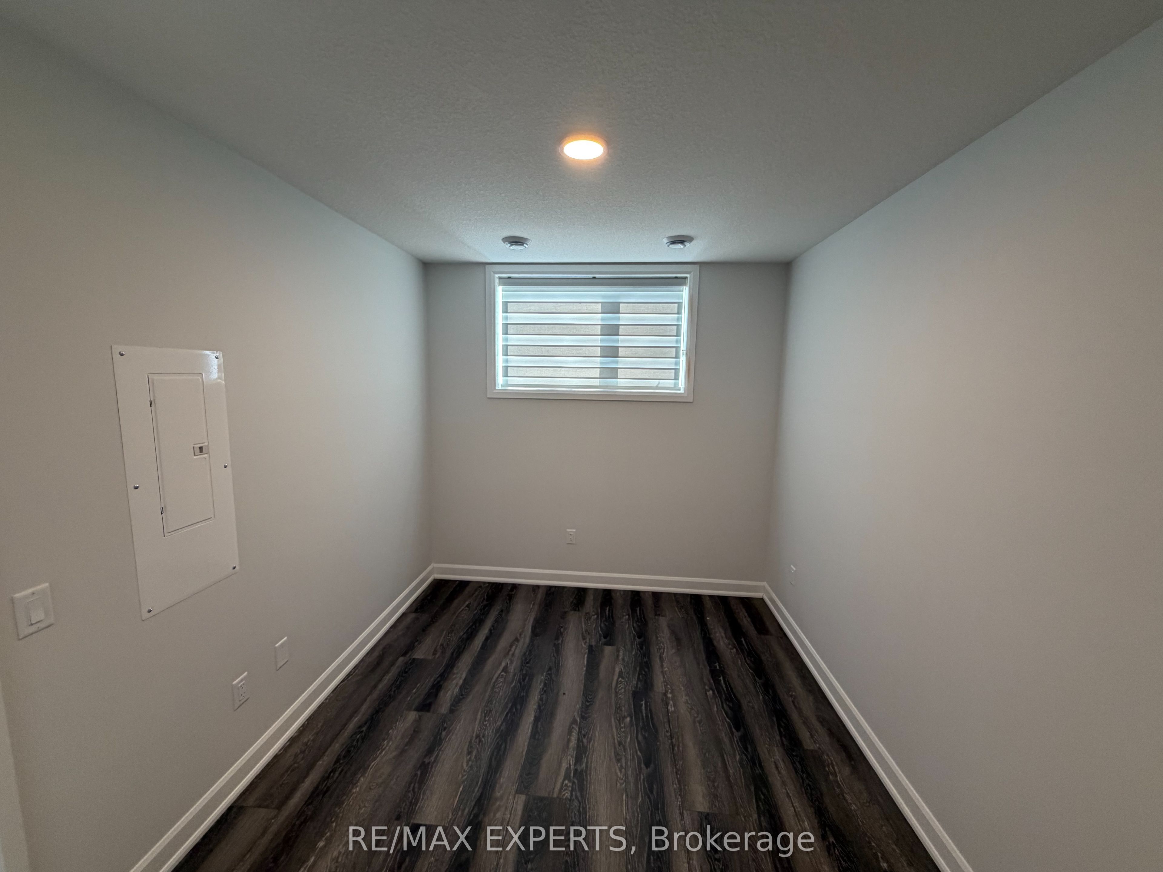 Unit 17 - 440 Wellington Street E, Wellington North 3