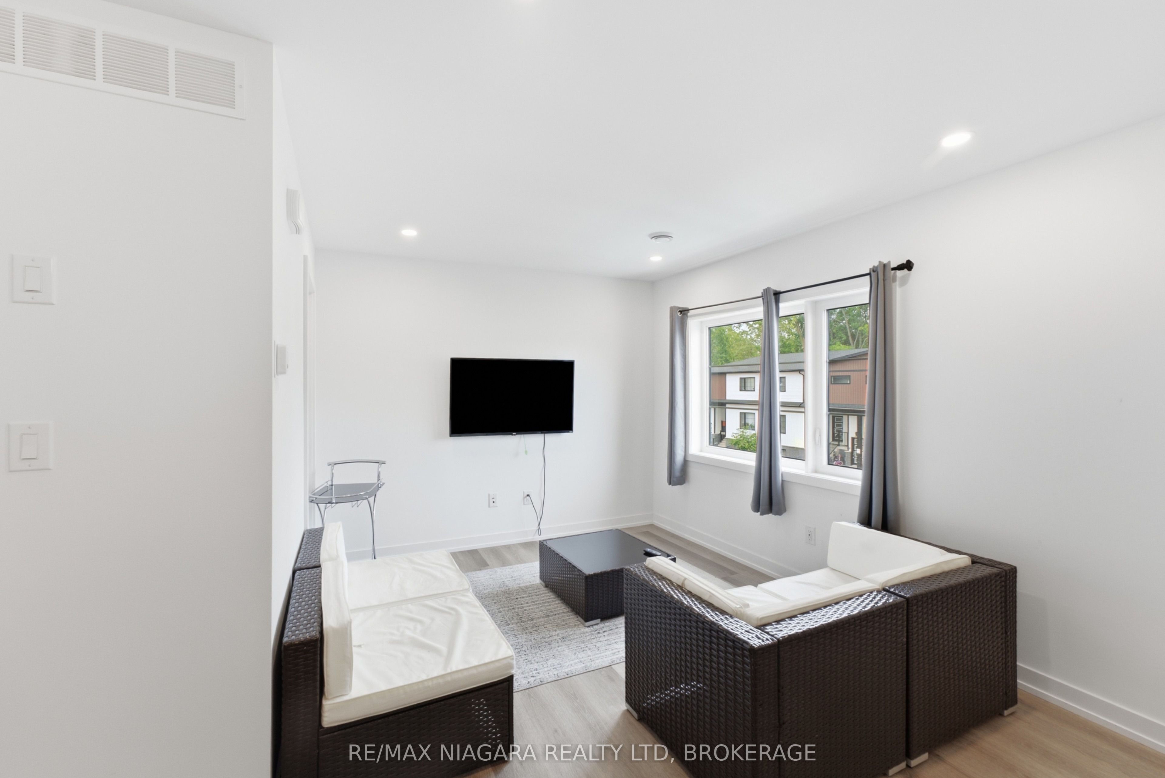 Unit 635 - 4263 Fourth Avenue, Niagara Falls 5