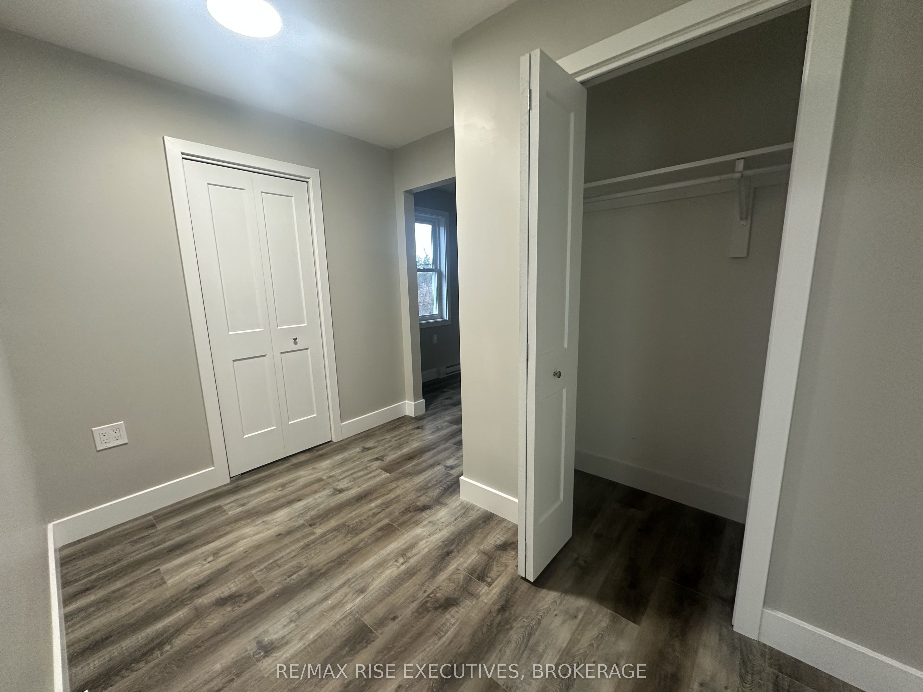 Unit 3 - 565 Emma Street, Gananoque 4