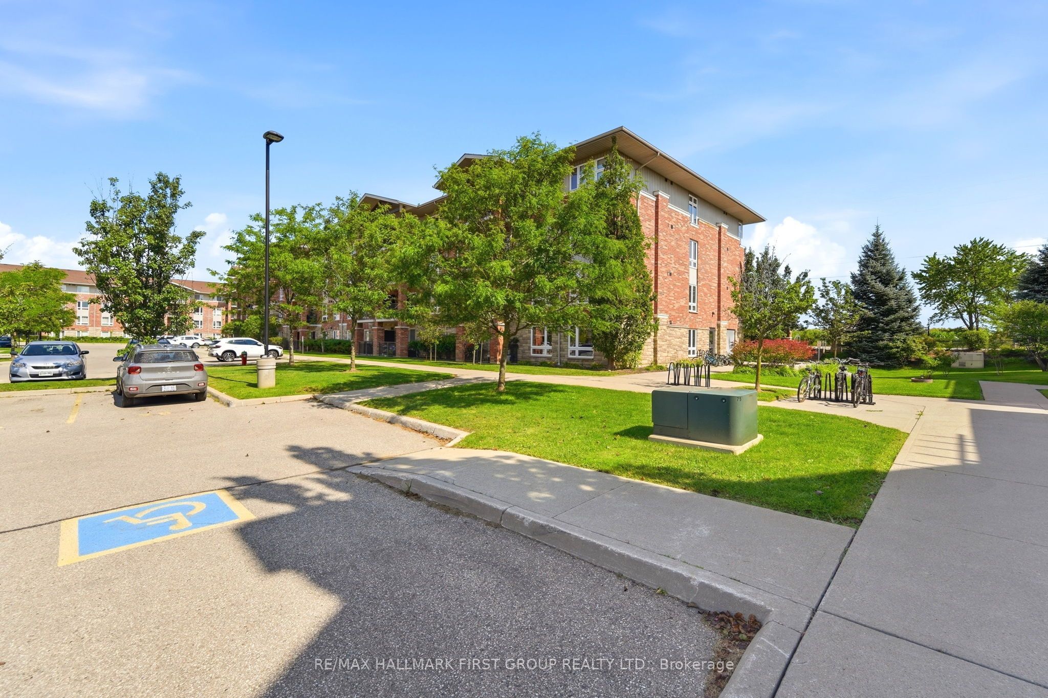 Unit 403 - 19 Waterford Drive, Guelph 2