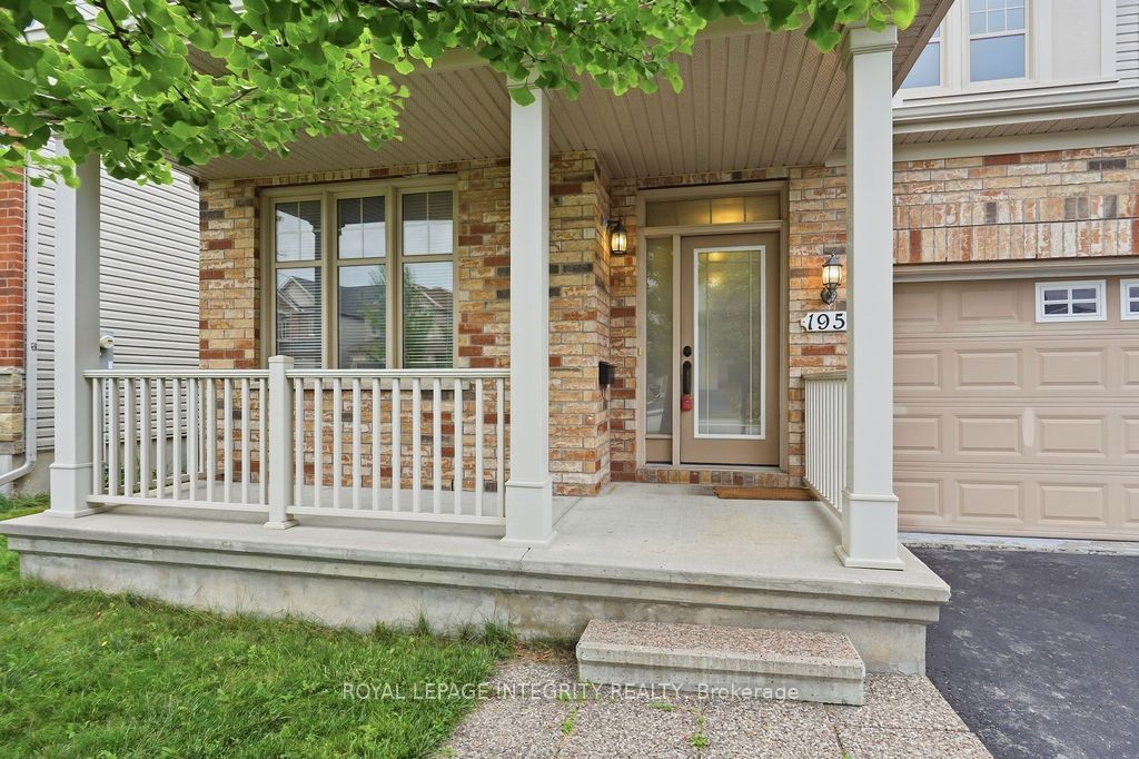 195 KEYROCK Drive, Kanata 4