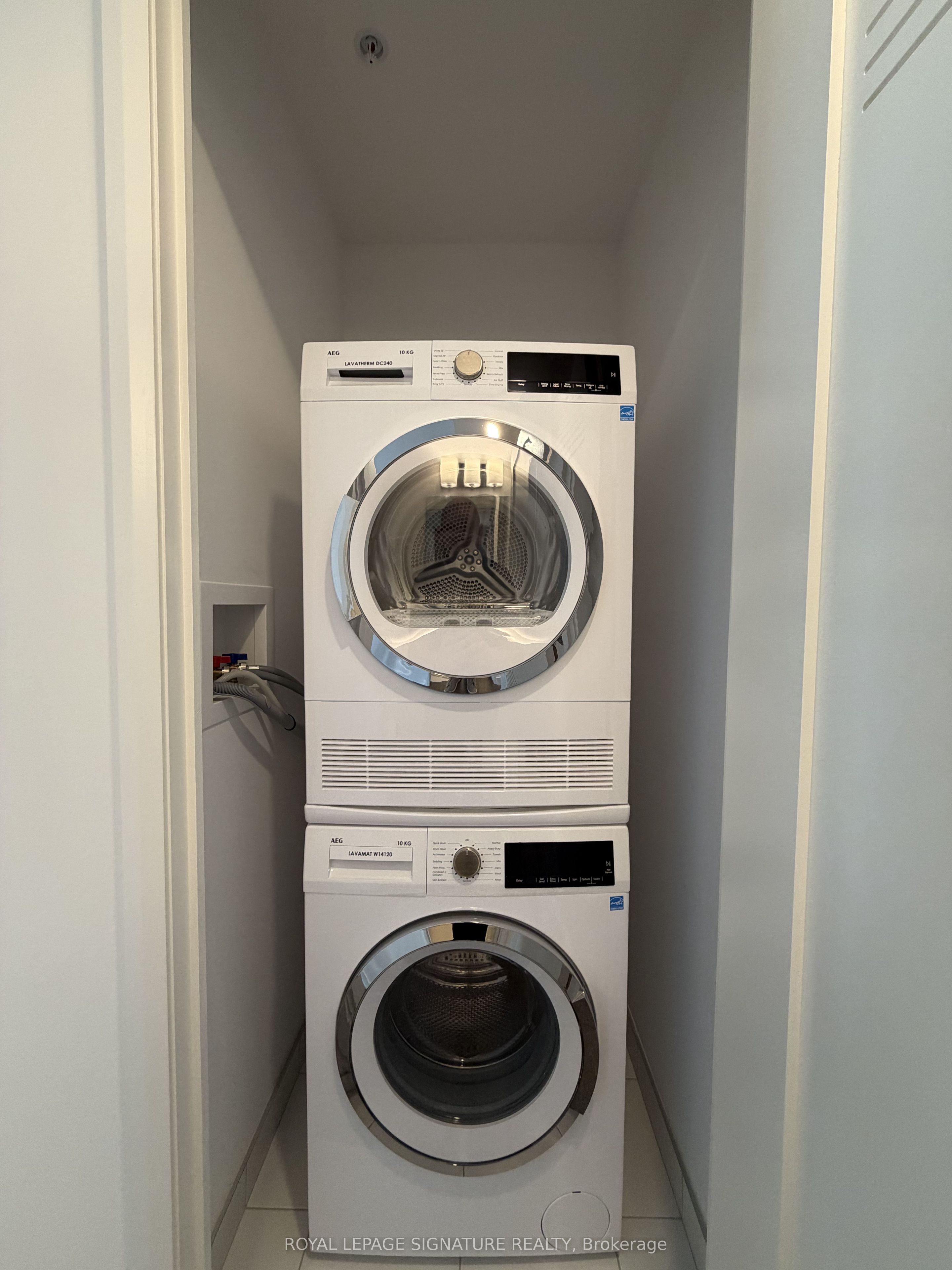 Unit 1414 - 75 James Street, Hamilton 4