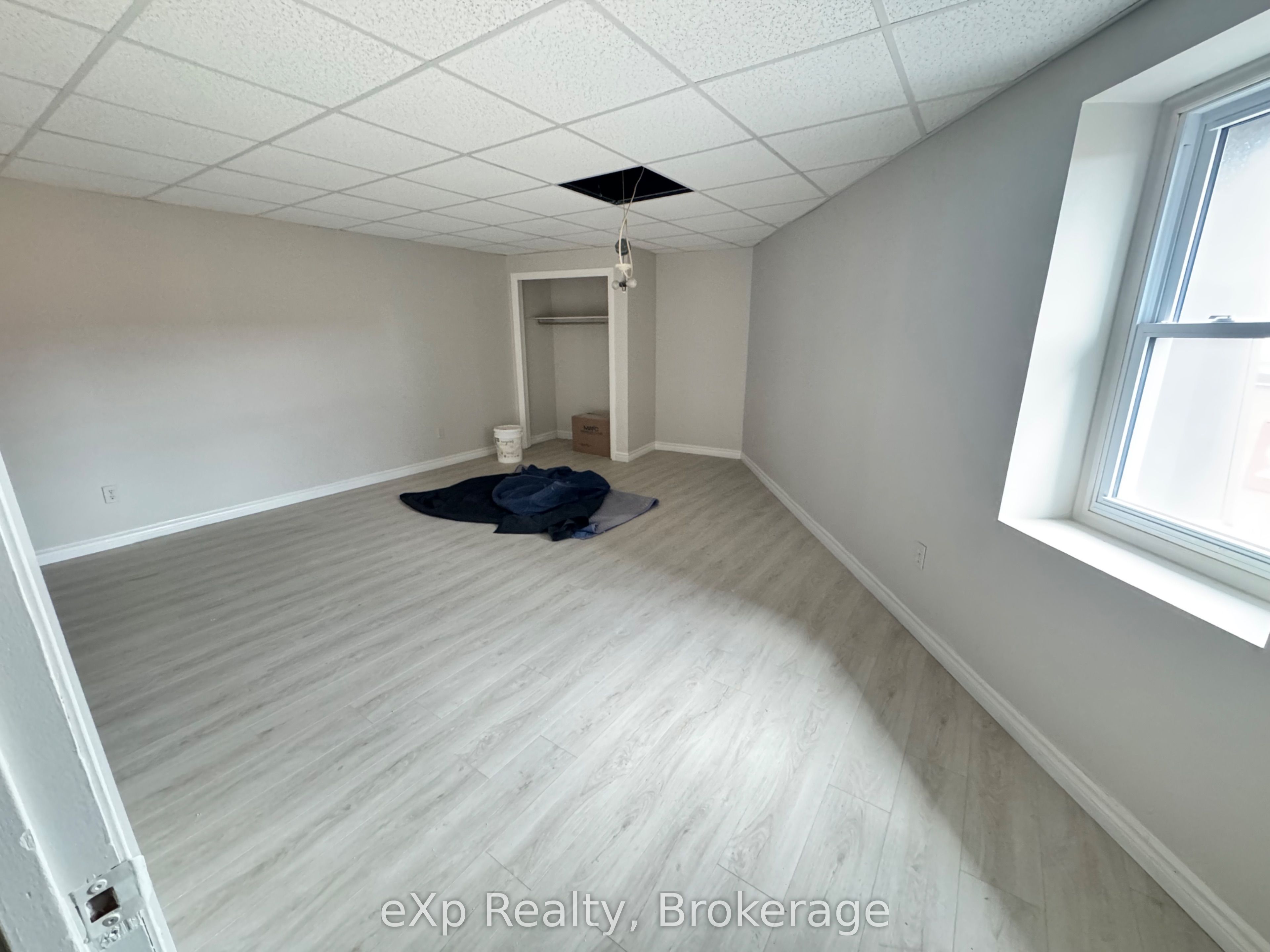 Unit Apt 2 - 2 King Street, Quinte West 2