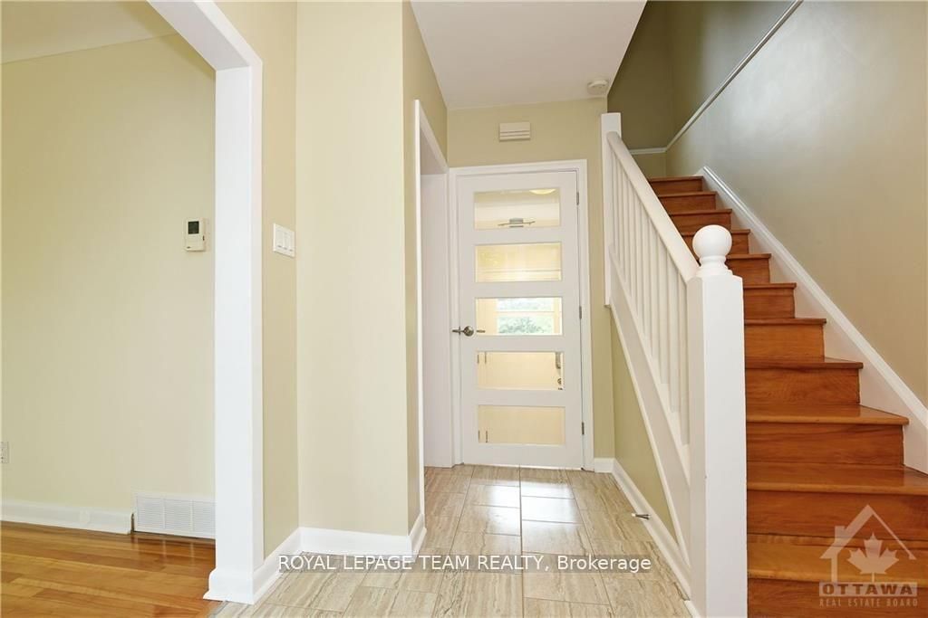 822 Quinlan Road, Ottawa 4