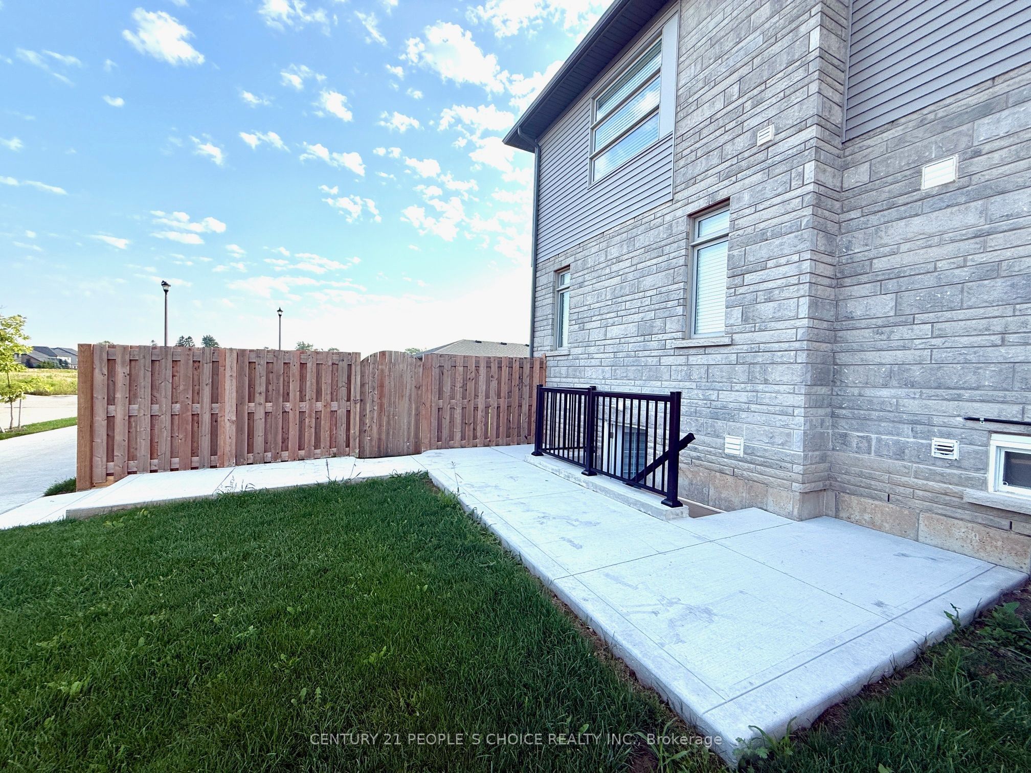 Unit Basement - 72 Summersides Boulevard S, Pelham 2