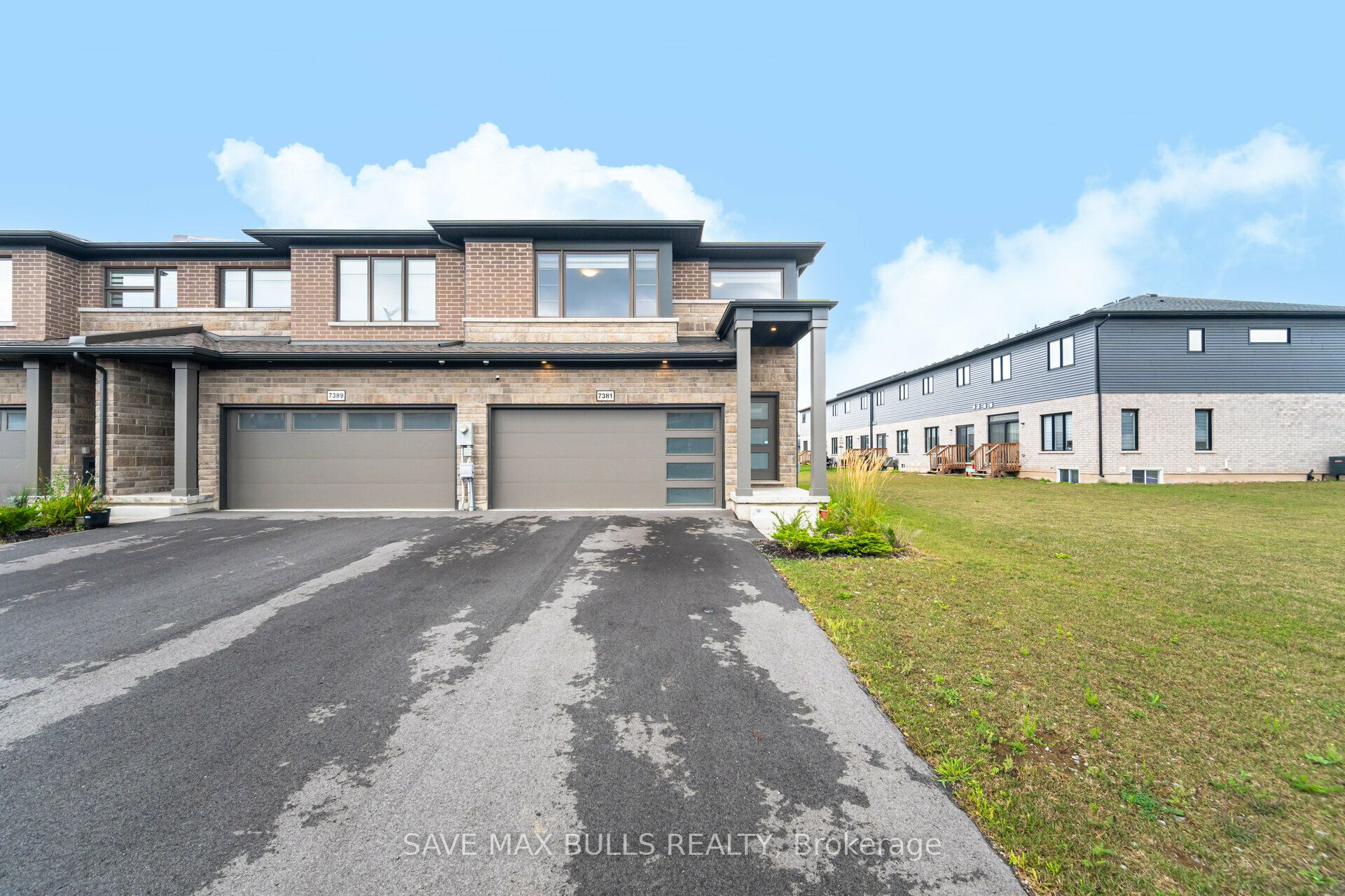 7381 Matteo Drive, Niagara Falls 2