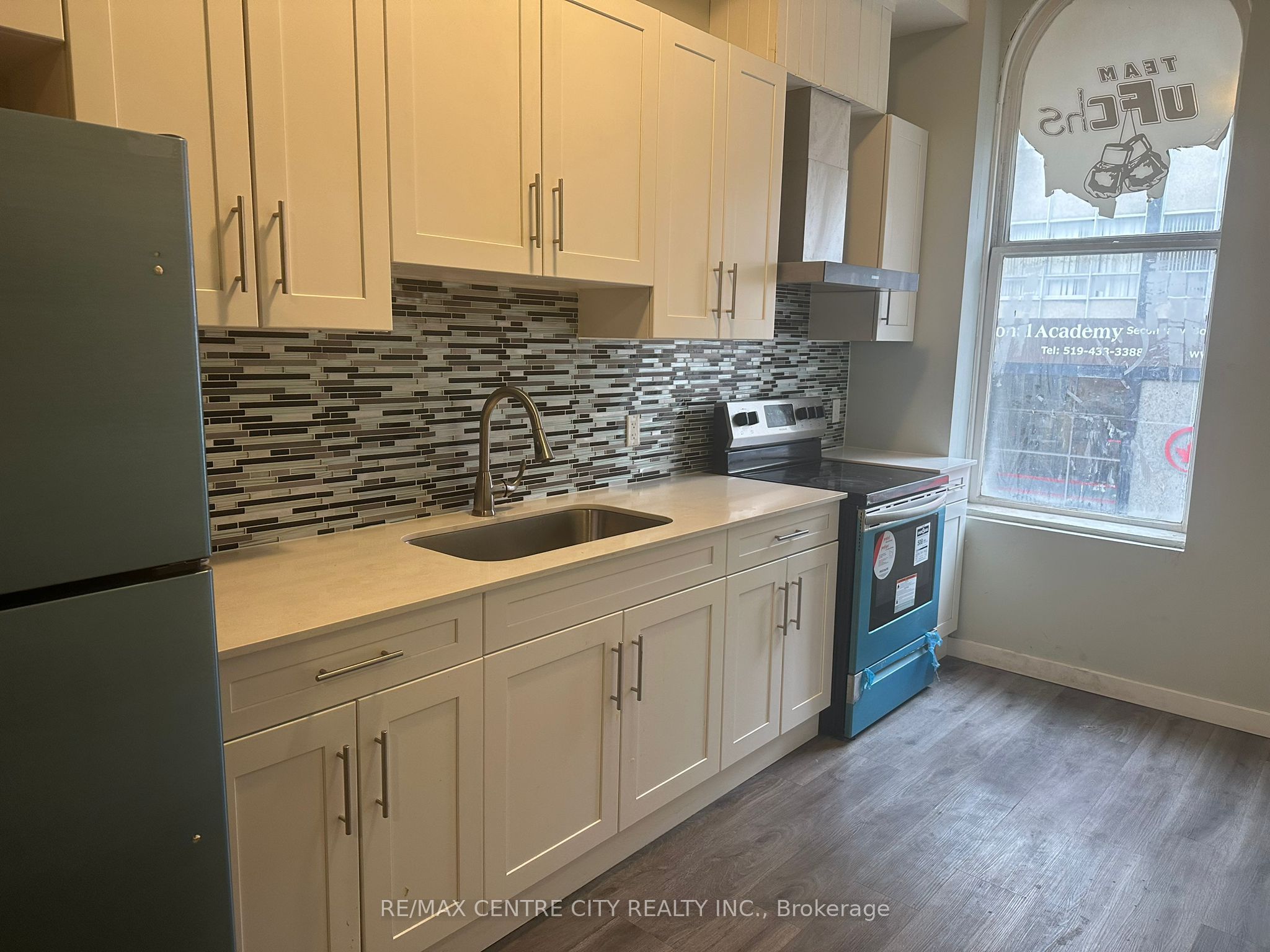 Unit 1 - 362 Richmond Street, London 3