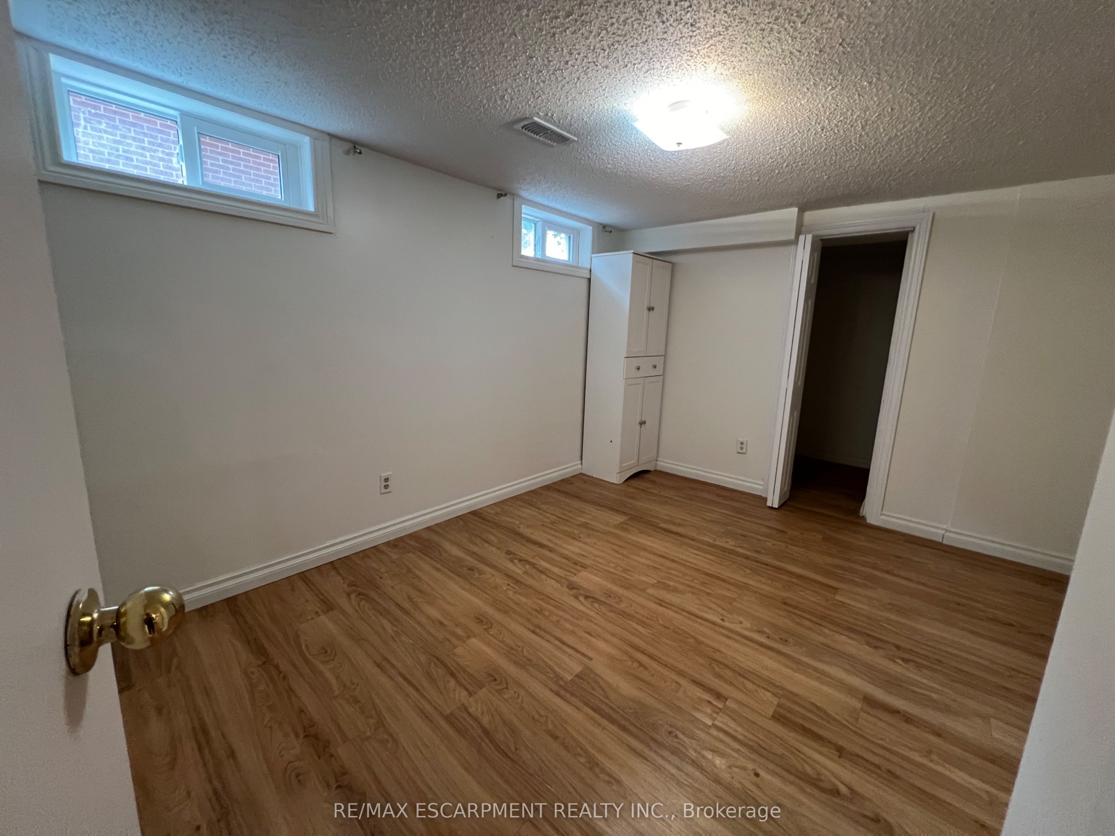 Unit Lower - 9 Collingwood Street, Guelph 2