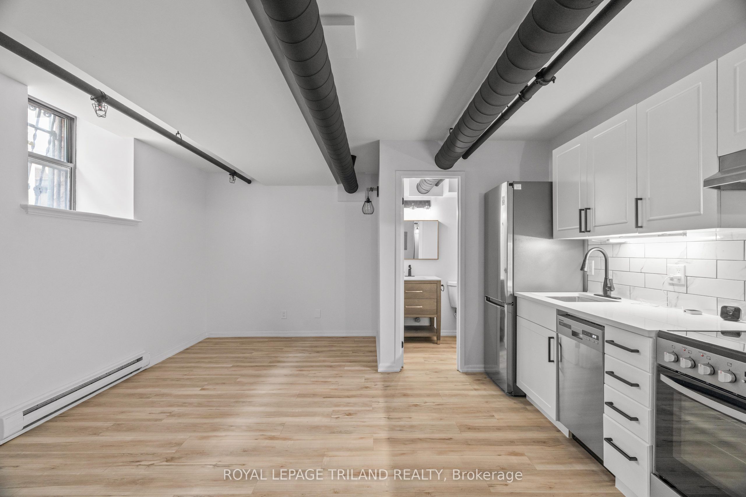 Unit B3 - 330 Clarence Street, London 2