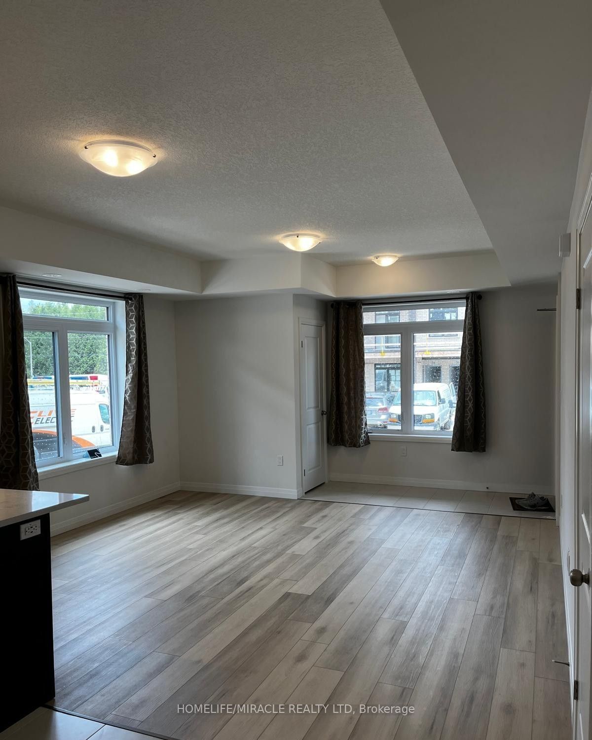 51 Thatcher Drive, Guelph 1