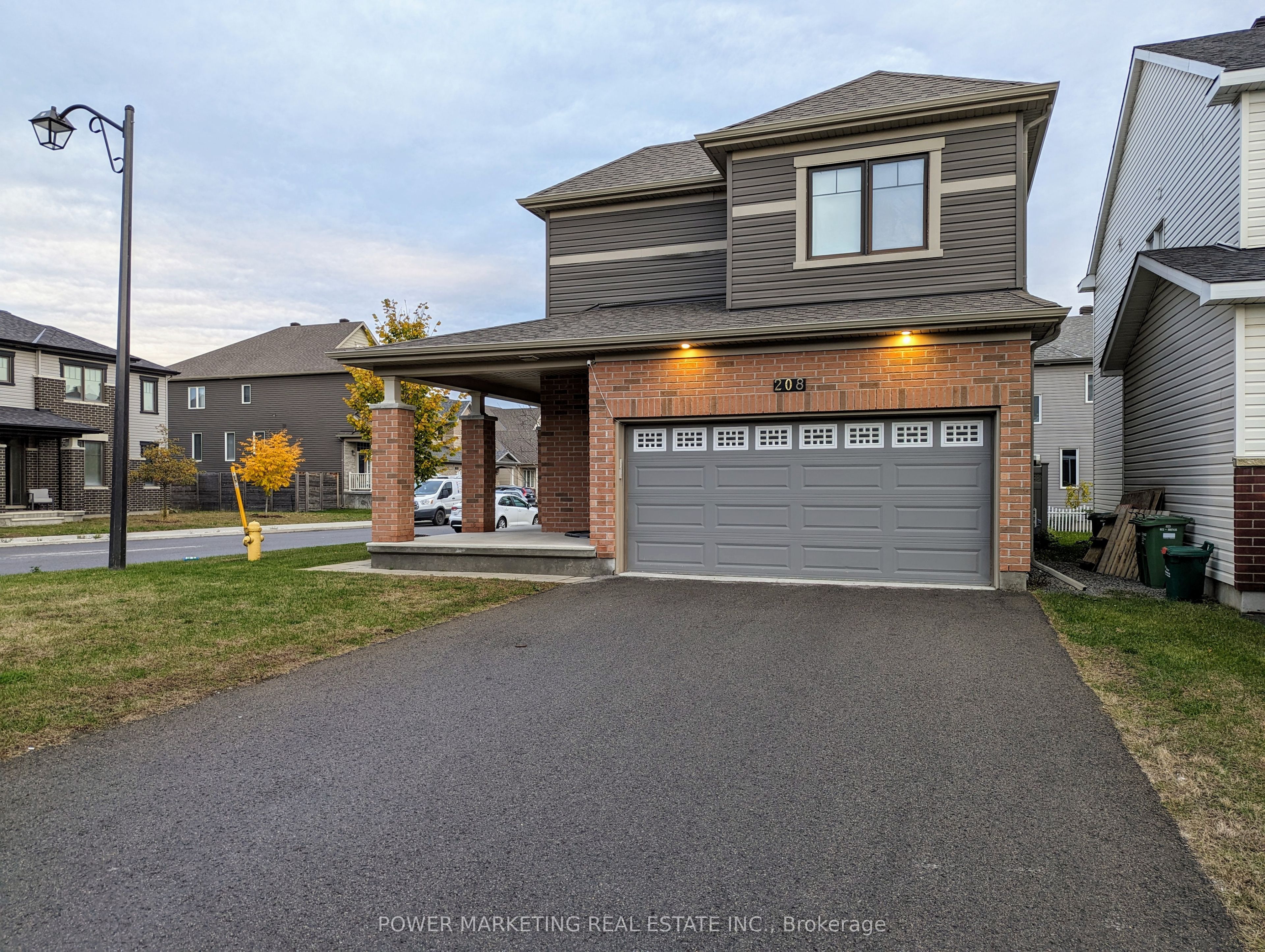 208 Alex Polowin Avenue, Nepean 1