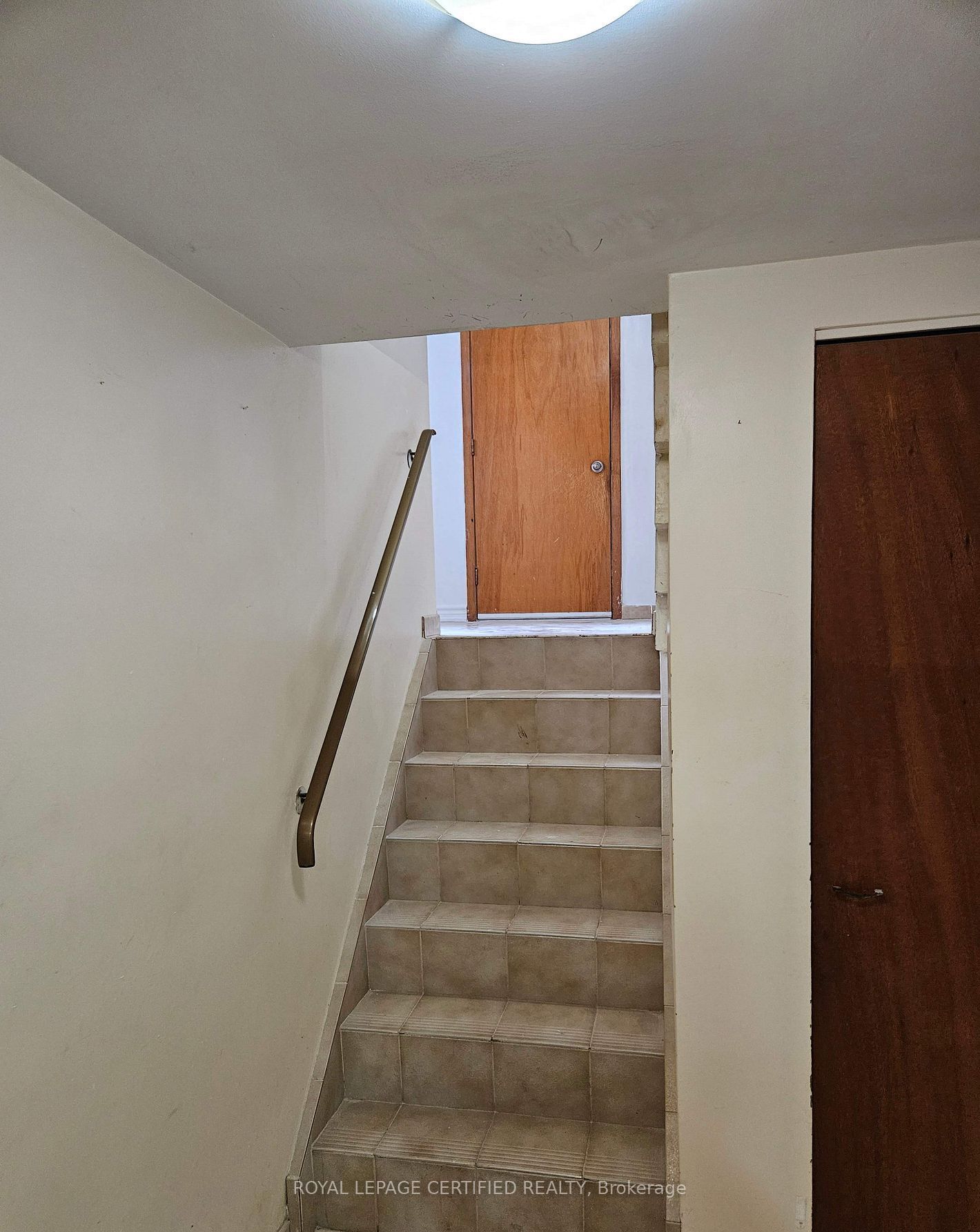 Unit Bsmt - 115 Deerhurst Road, Stoney Creek 4