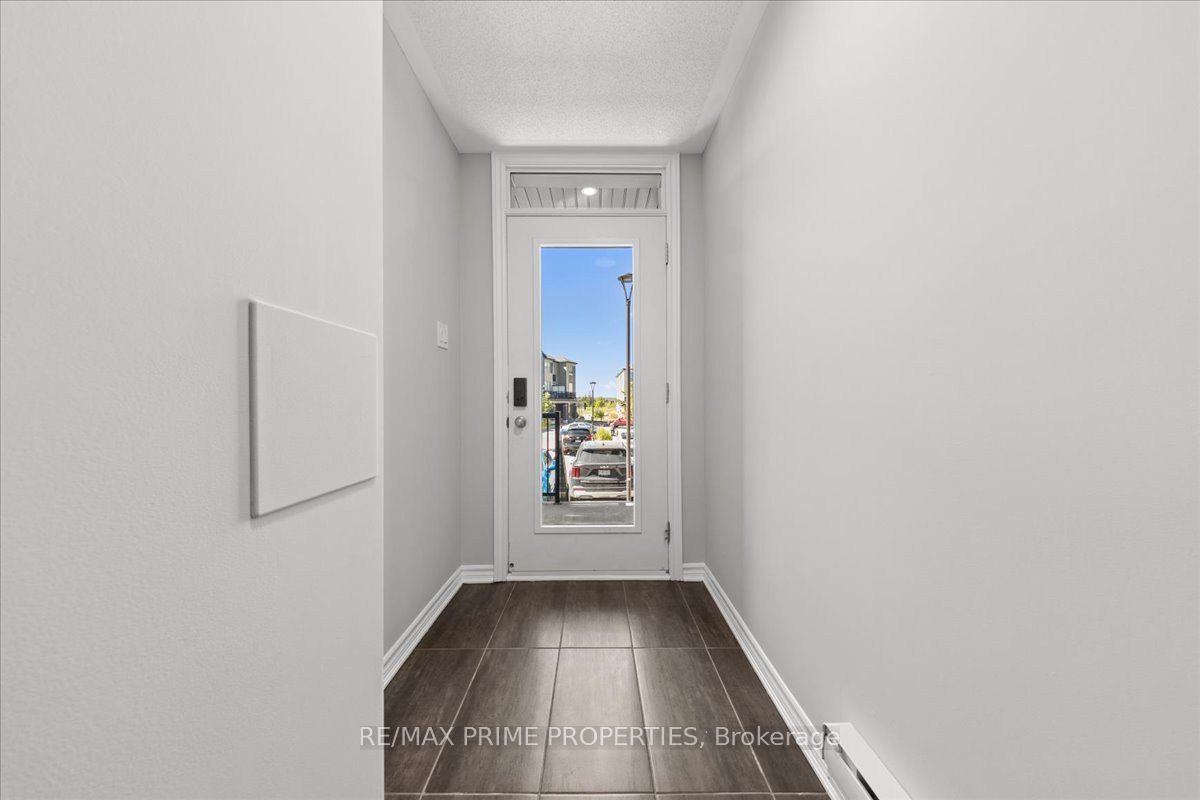 Unit 107 - 657 Makwa Private, Ottawa 2