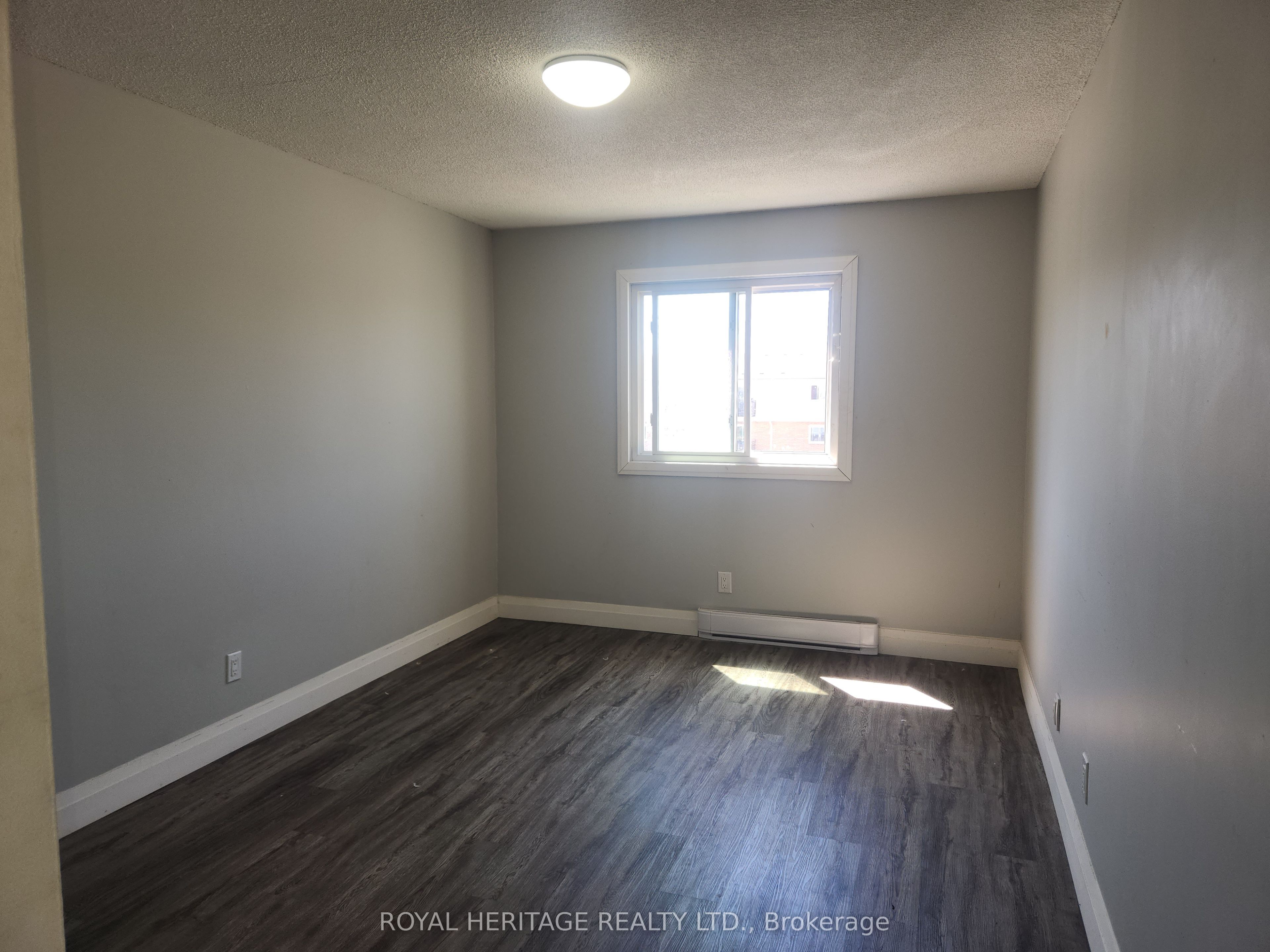 Unit 311 - 8800 Willoughby Drive, Niagara Falls 4