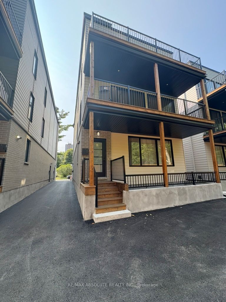 Unit 4 - 613 Parkview Road, Ottawa 2