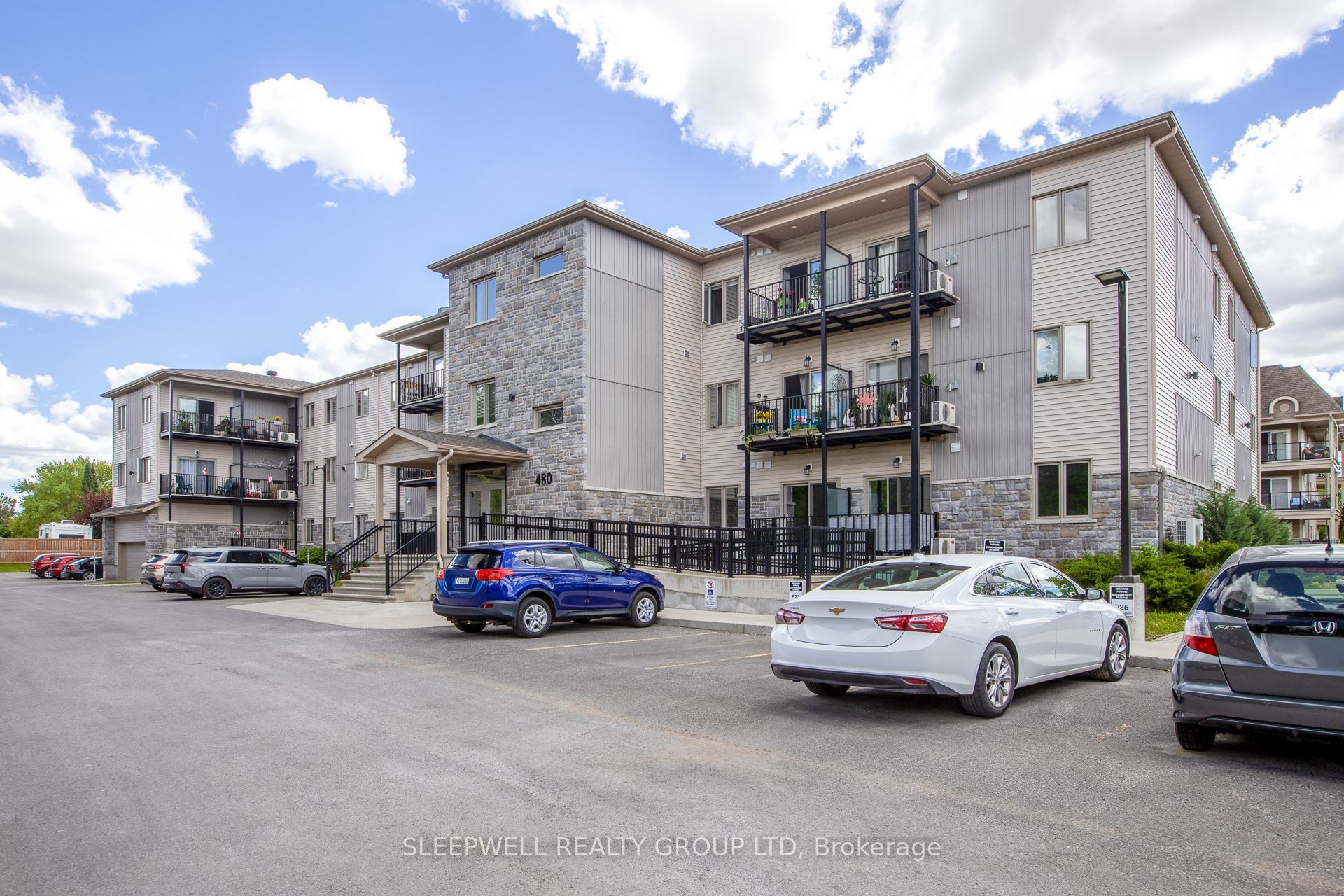 Unit 101 - 480 Church Street, Russell 1
