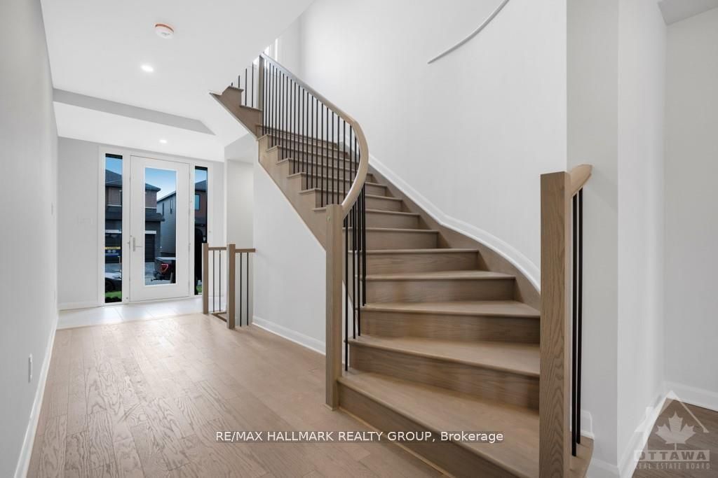 542 Anchor Circle, Rideau 2