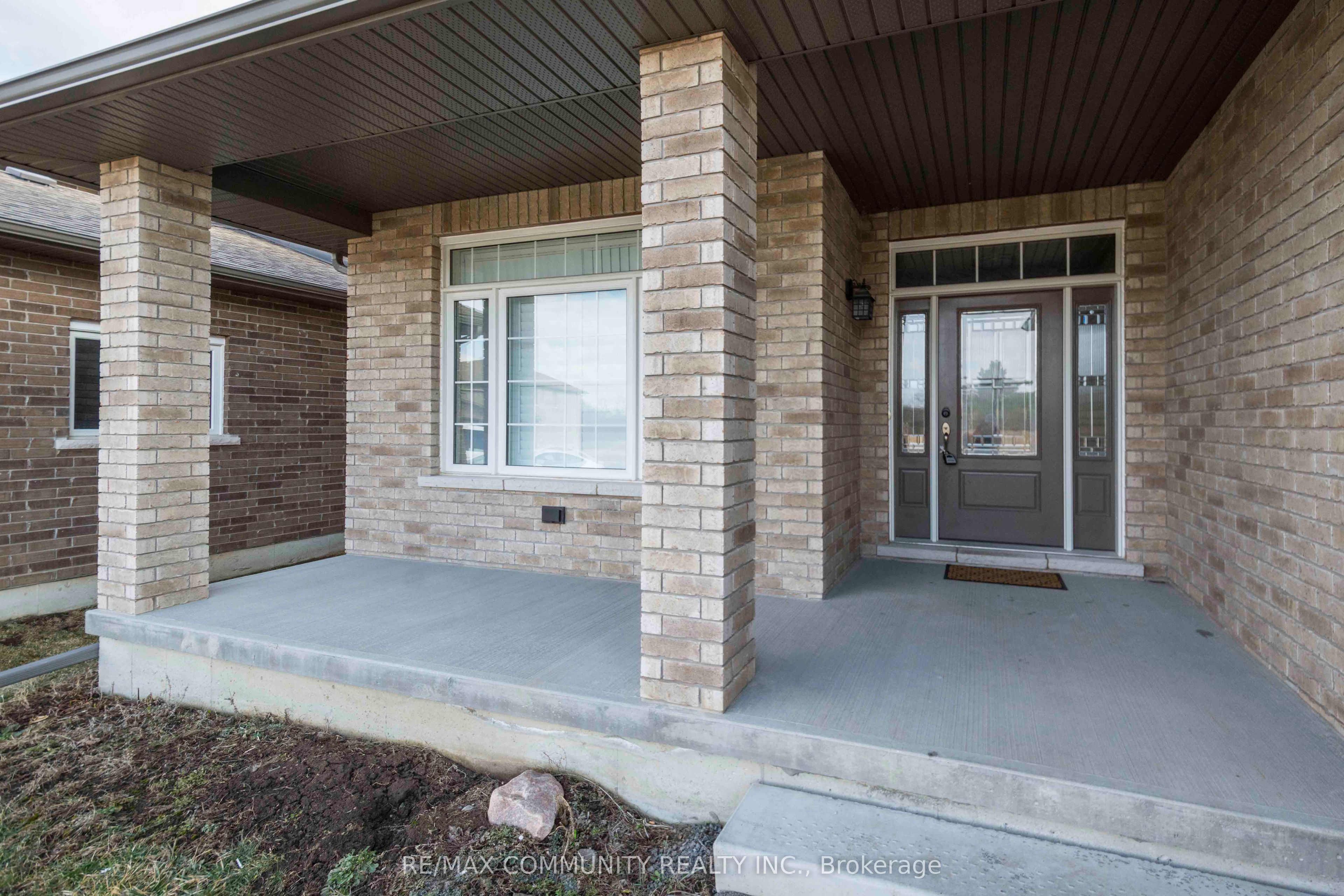 Unit Main - 19 Bevan Drive, Belleville 3