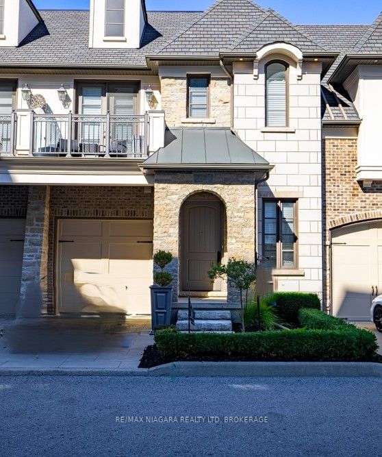 Unit 7 - 15 Arbourvale Common Road, St. Catharines 2