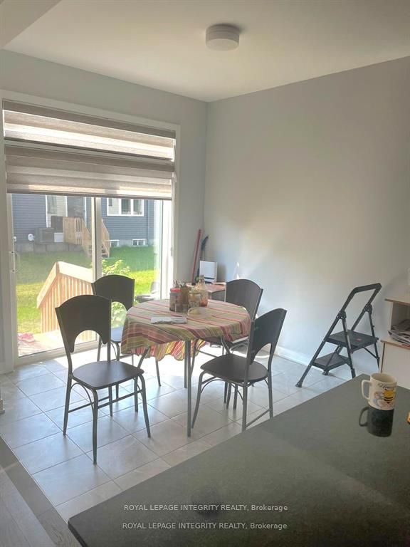 2477 Watercolours Way, Nepean 4