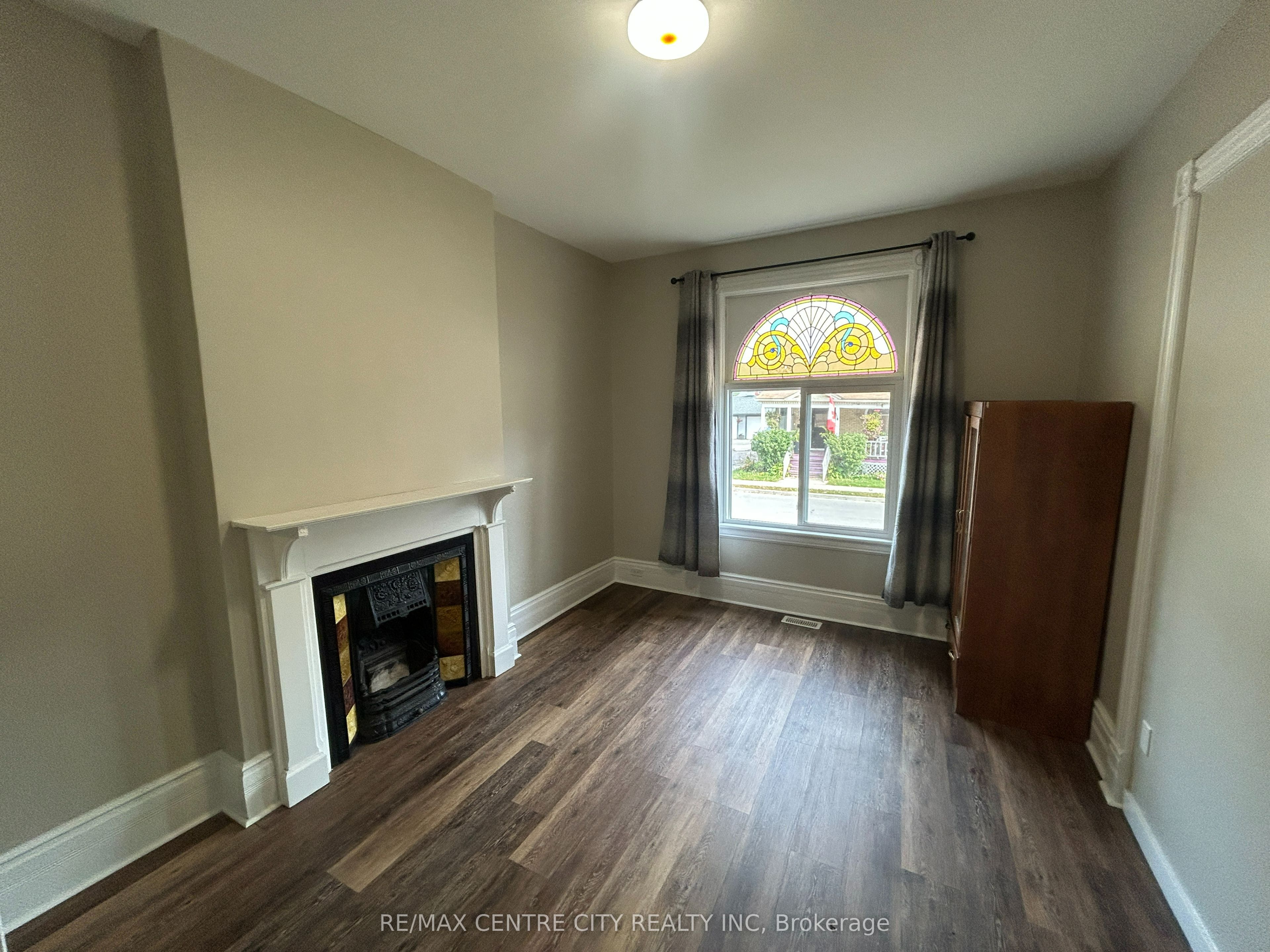 40 Queen Street, St. Thomas 3