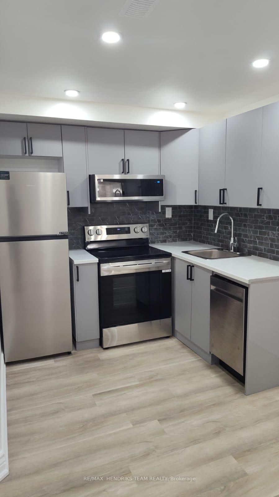 Unit Basement - 199 Port Crescent E, Welland 1
