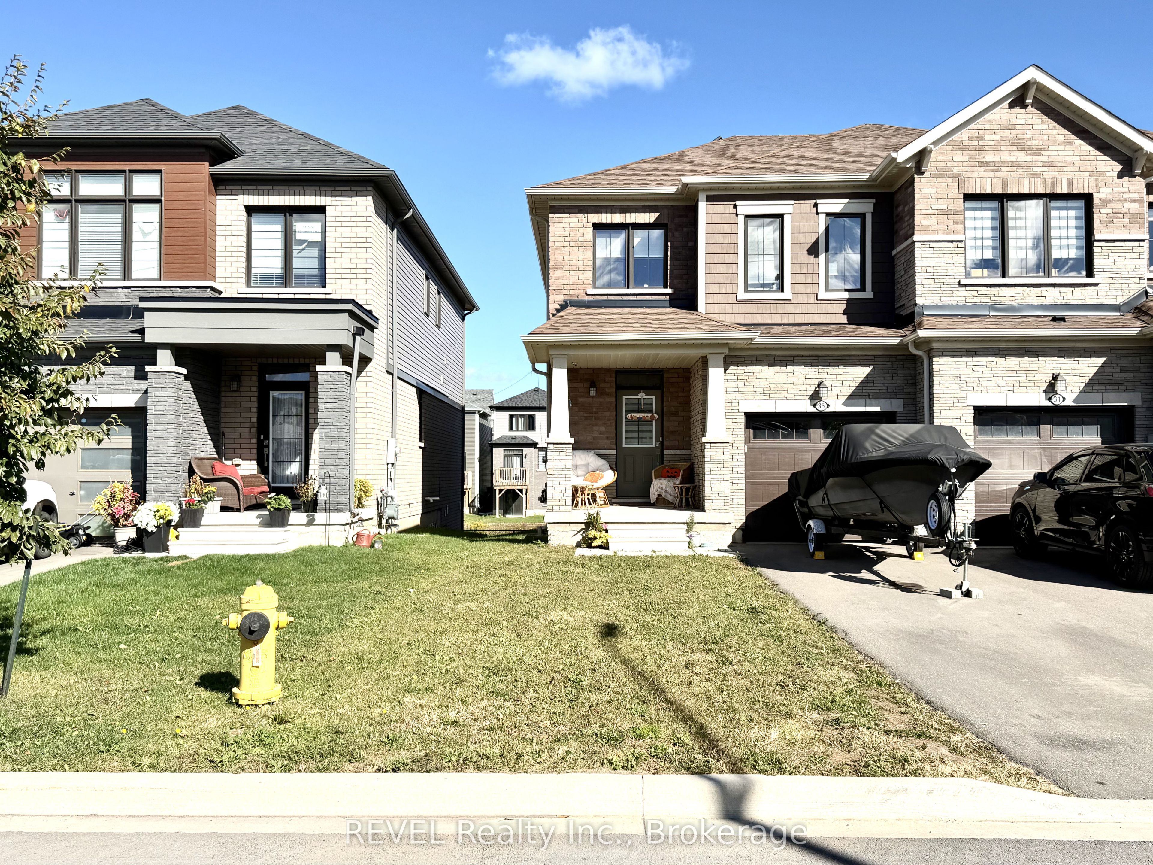 35 Vanilla Trail, Thorold 1