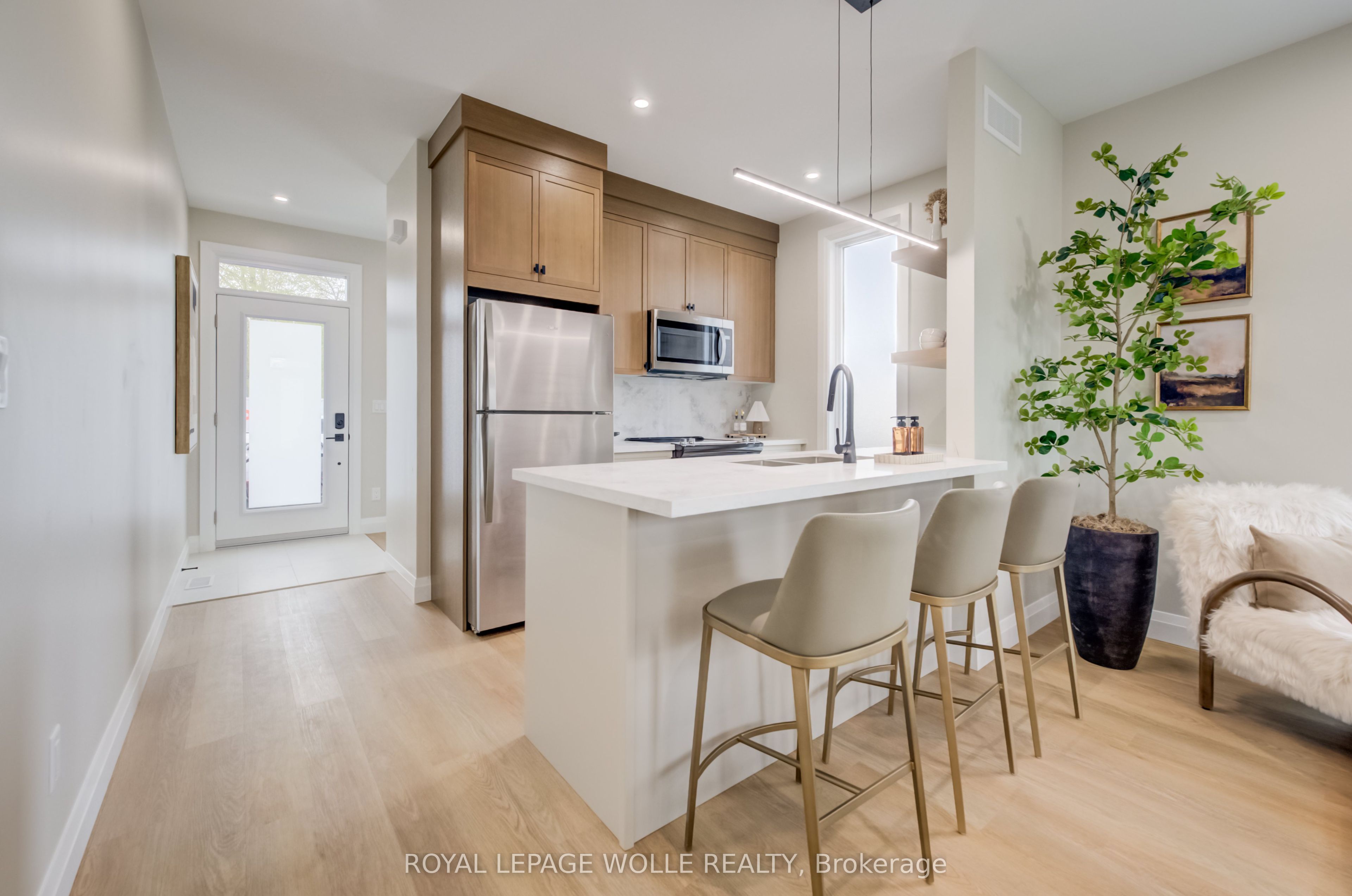 Unit UNIT 12 (THE GLEN) - 210 HERITAGE Drive, Kitchener 5