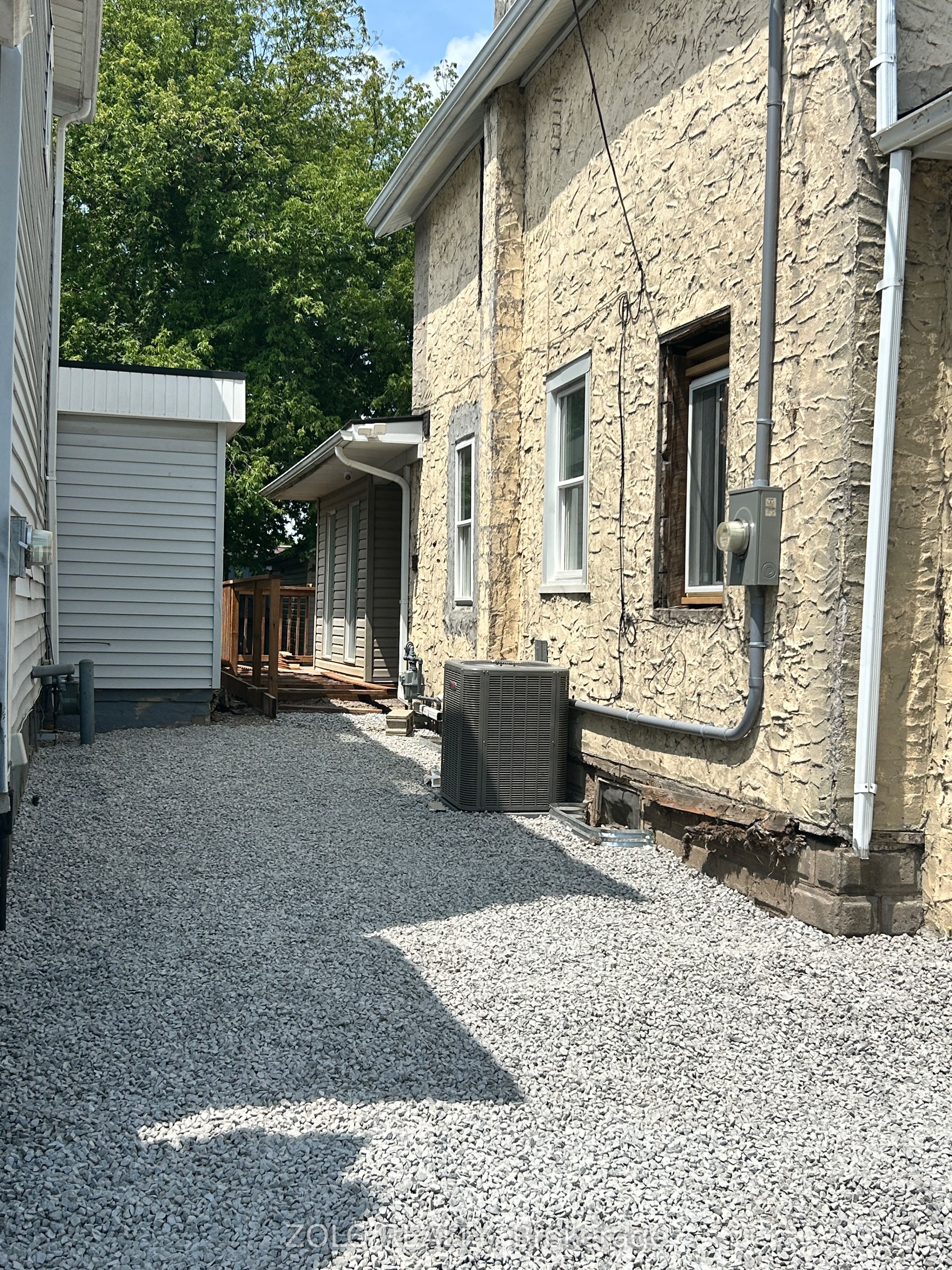 Unit 1 - 4299 Second Avenue, Niagara Falls 3