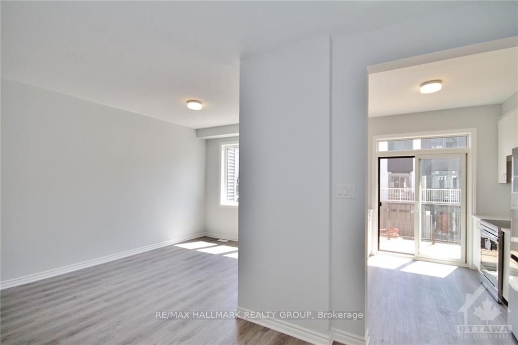 507 BIOTITE Private, Nepean 4