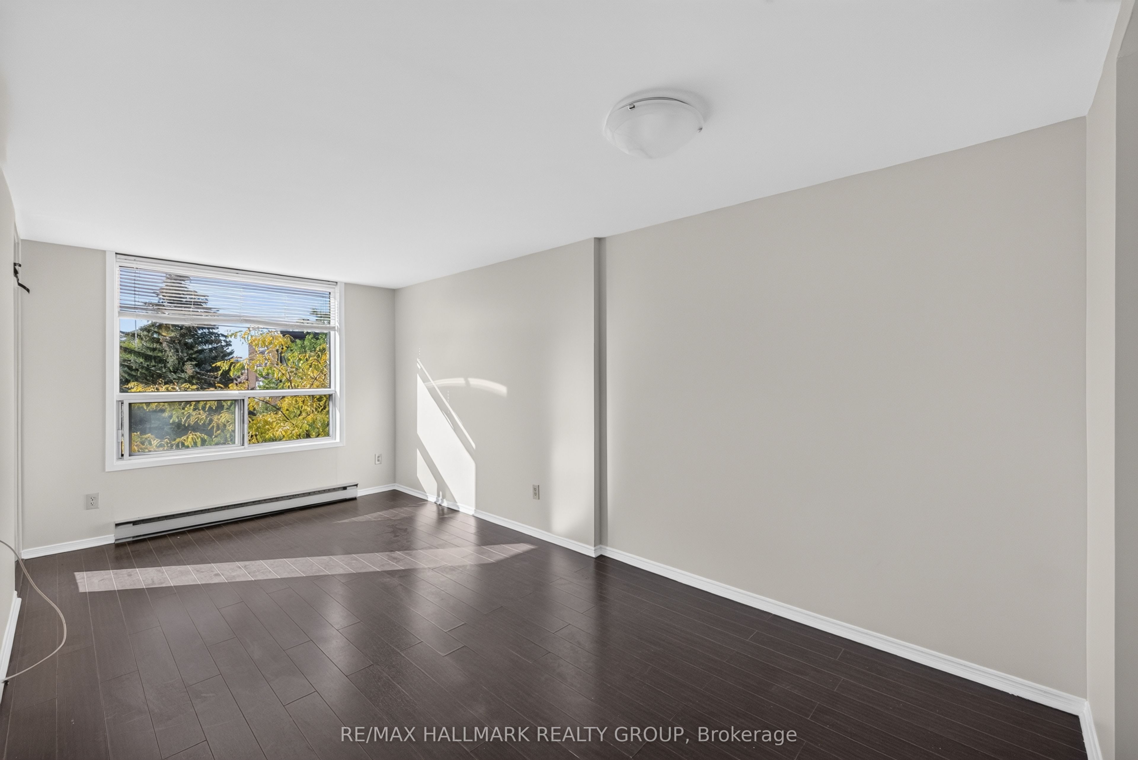 Unit 407 - 1177 BELANGER Avenue, Ottawa 3