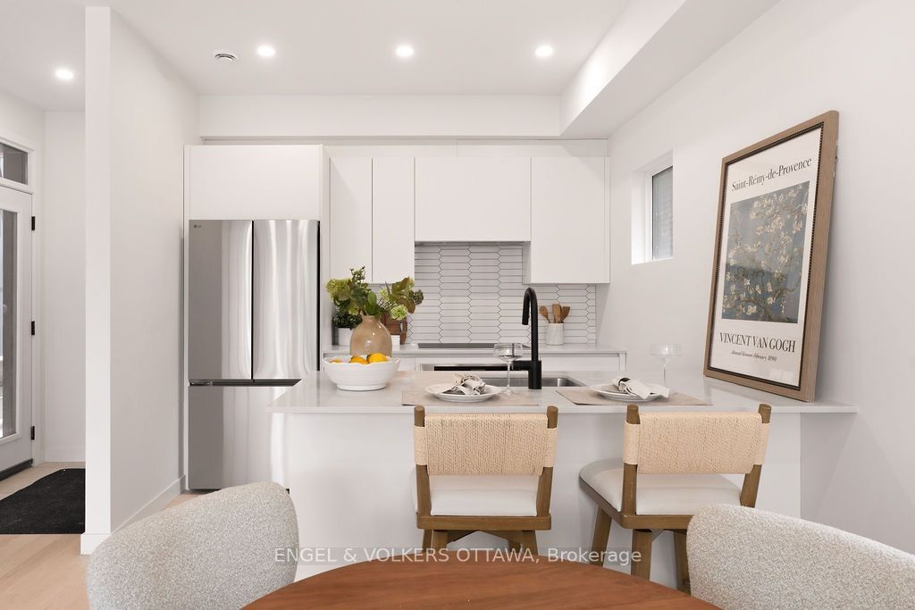 Unit B - 49 Fairmont Avenue, Ottawa 5