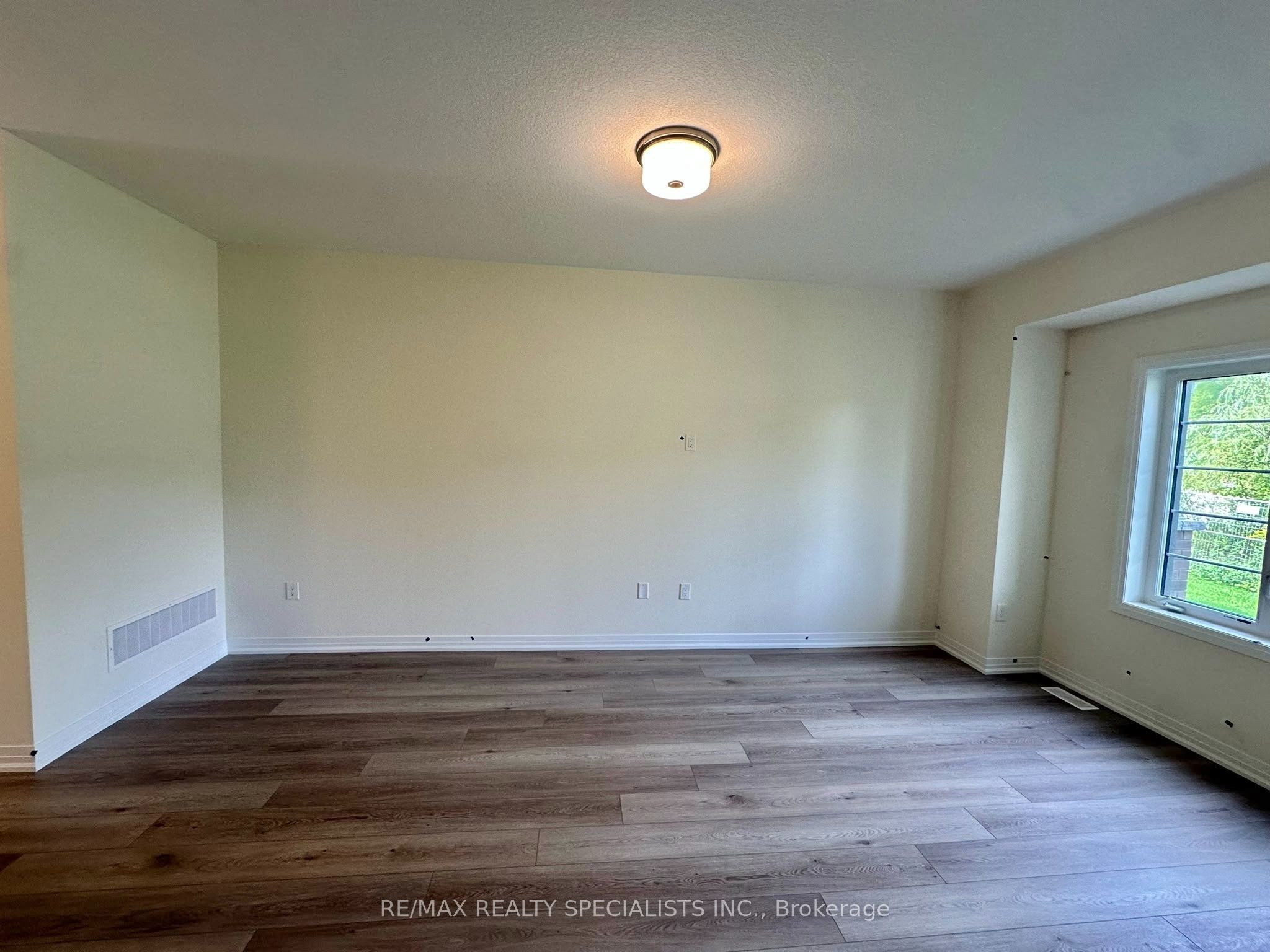 Unit 90 - 660 COLBORNE Street, Brant 5