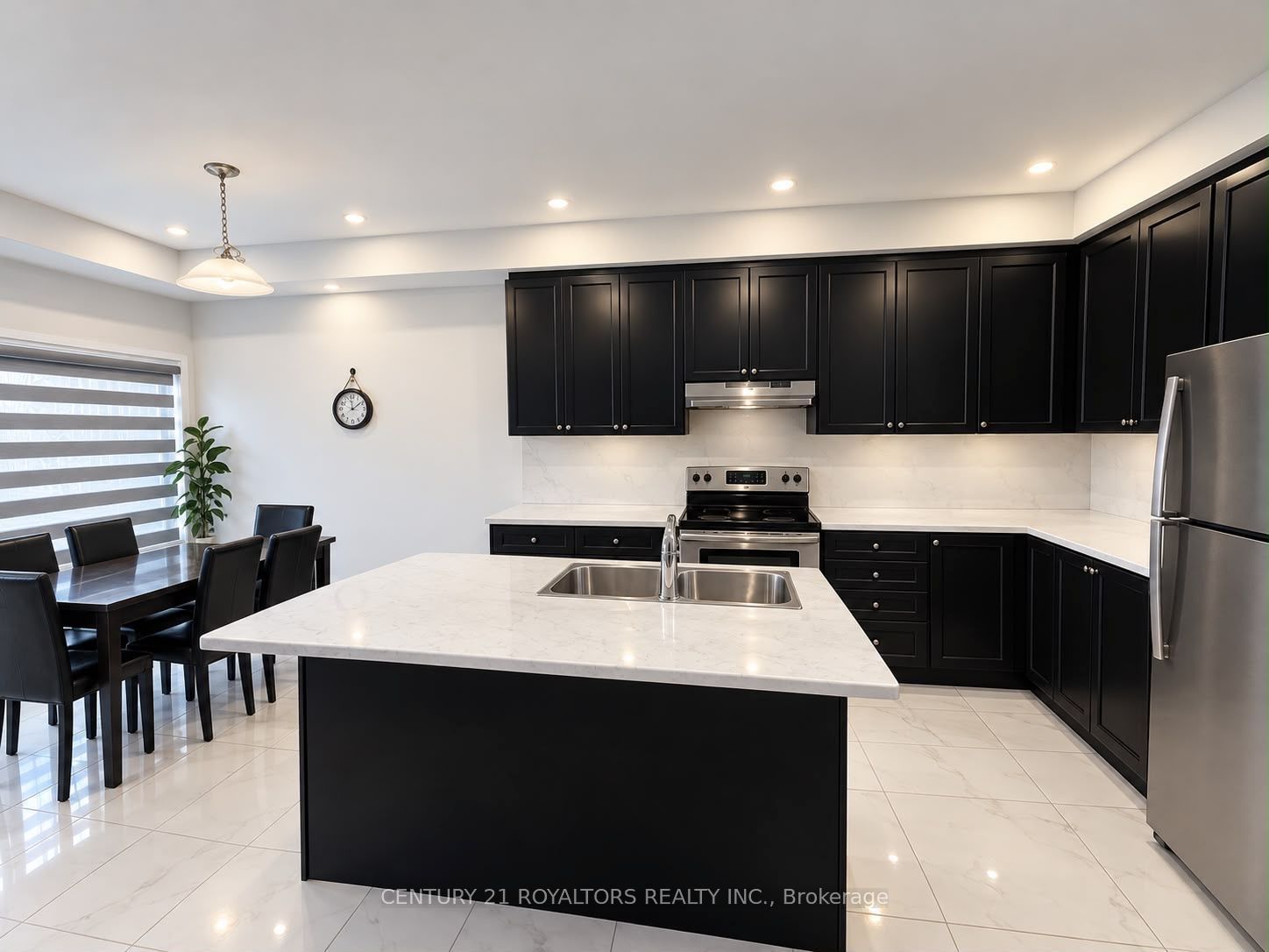 165 Huntingford Trail, Woodstock 5