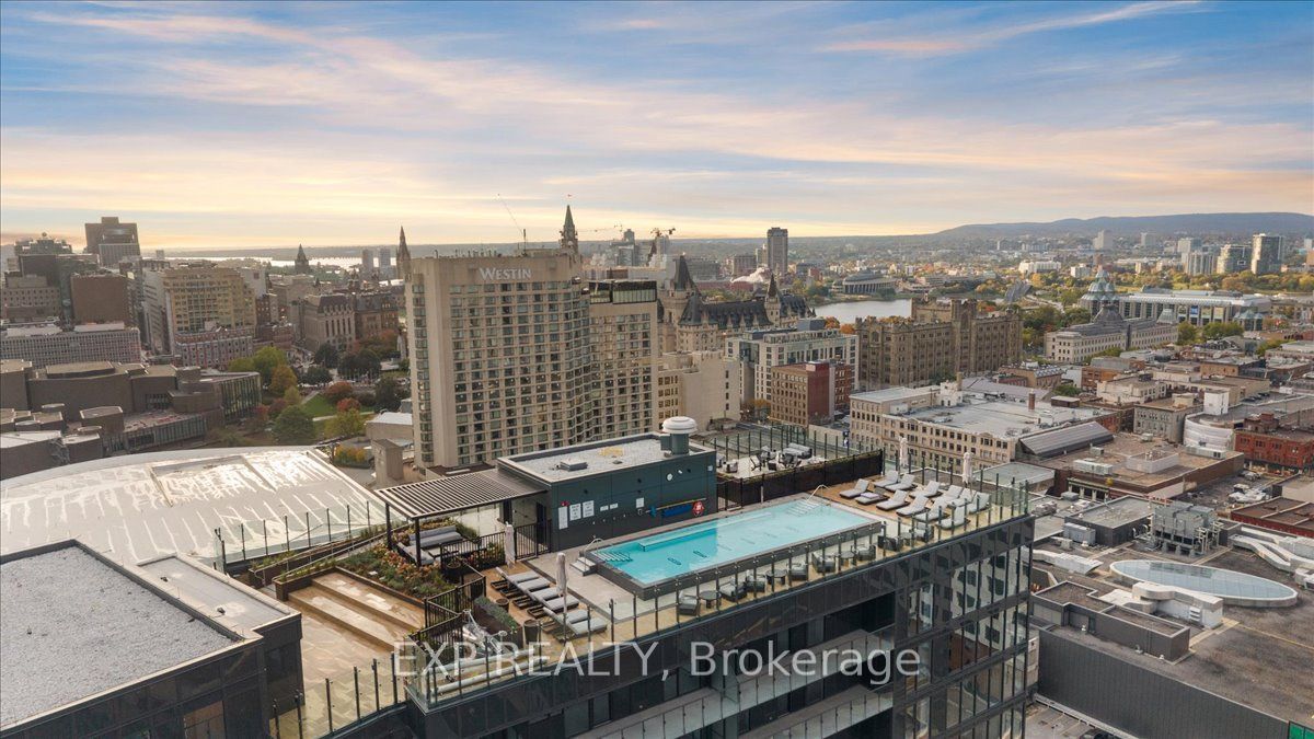 Unit 304 - 74 Nicholas Street, Ottawa 2