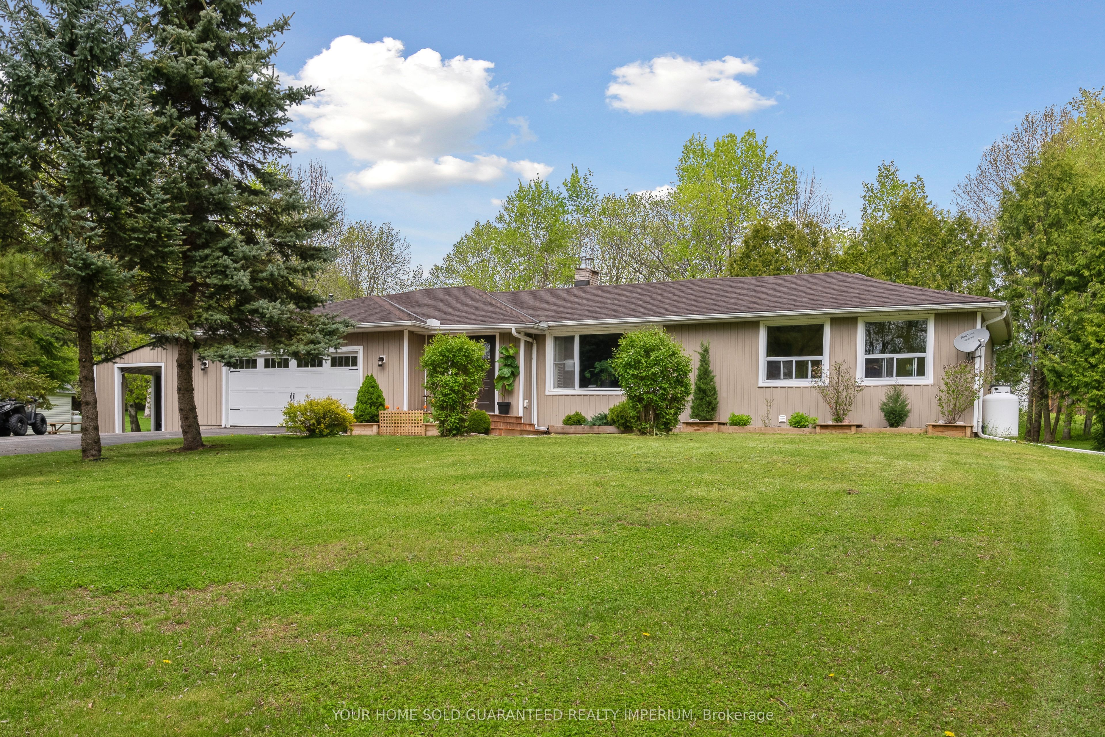 2052 SELWYN SHORES Dr, SmithEnnismoreLakefield, Ontario K0L2H0 Sold History HouseSigma