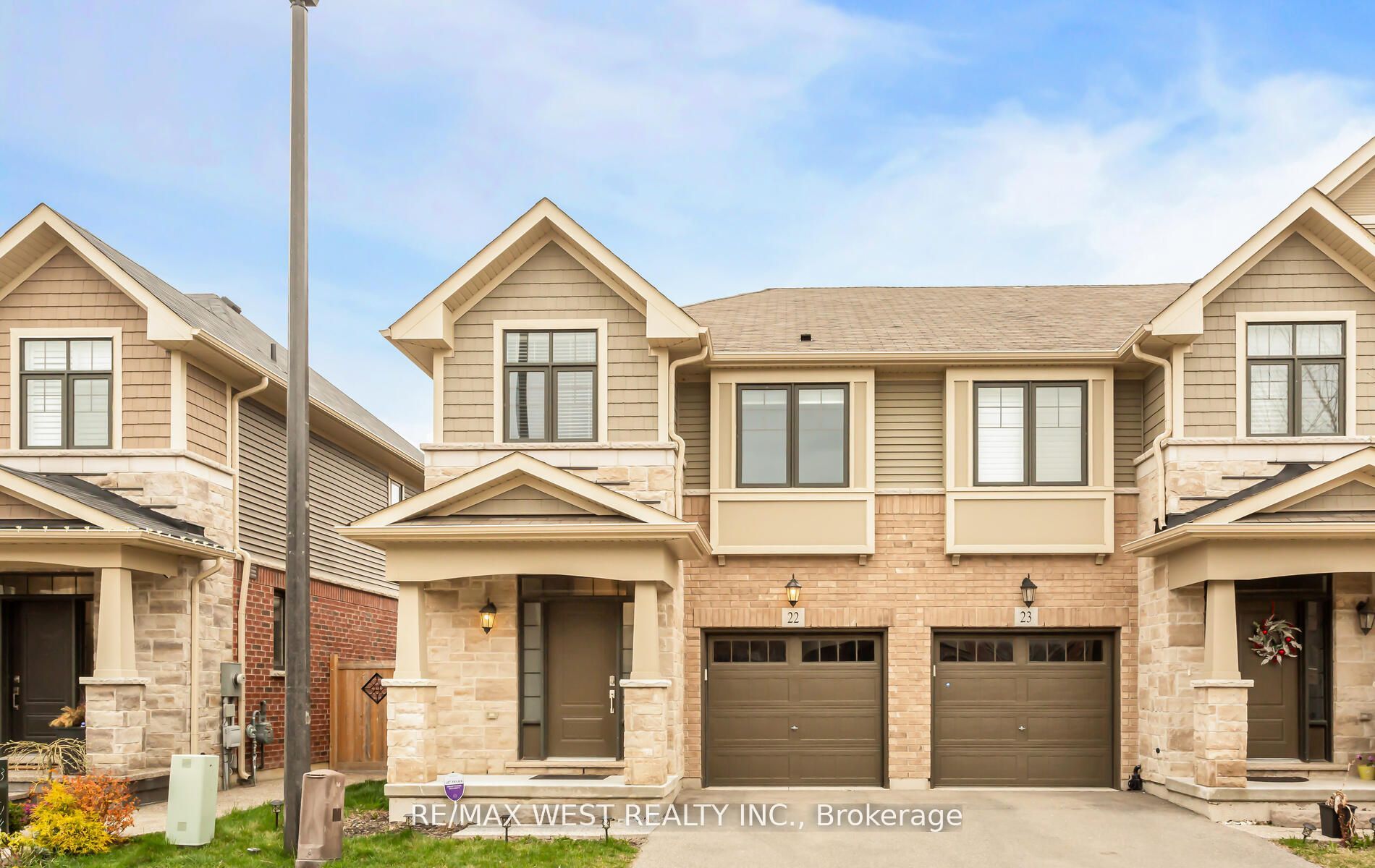 22 1890 Rymal Rd E, Glanbrook, Ontario L0R1P0 For Sale HouseSigma