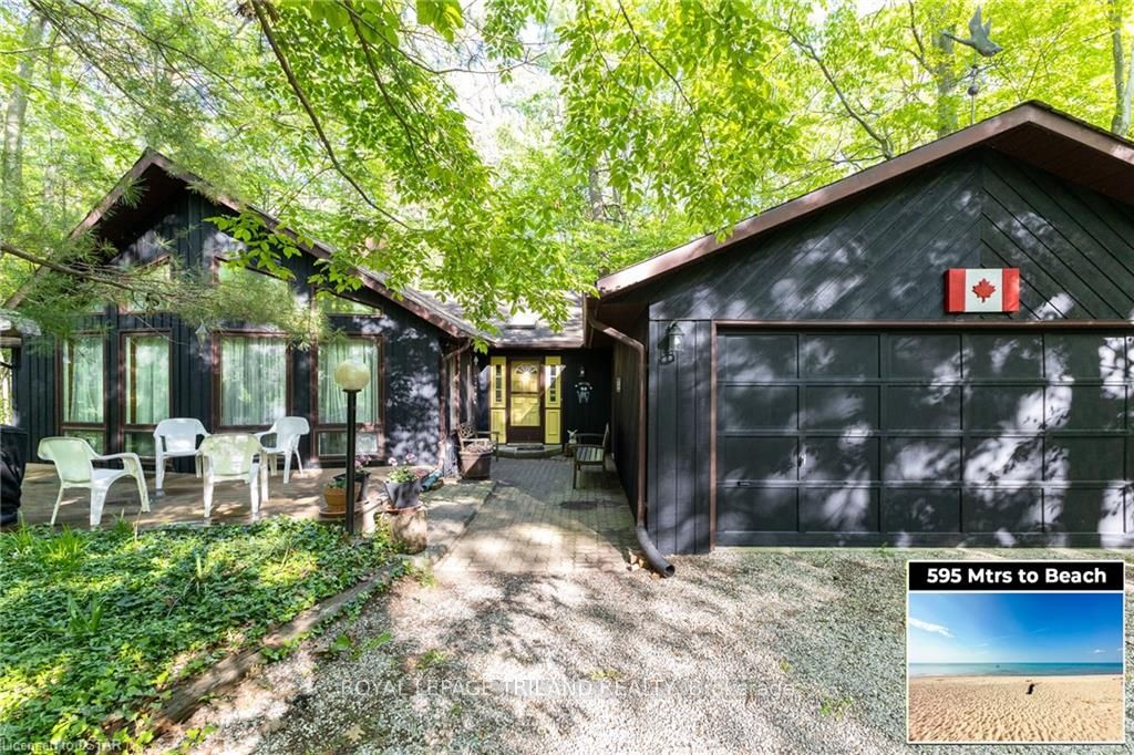 10088 Beaver Dam Cres, Lambton Shores, Ontario N0M1T0 Sold History